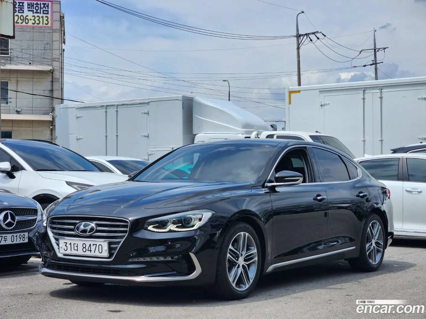 Main__Slider__Photo:Grandeur Hyundai 2017.0-0