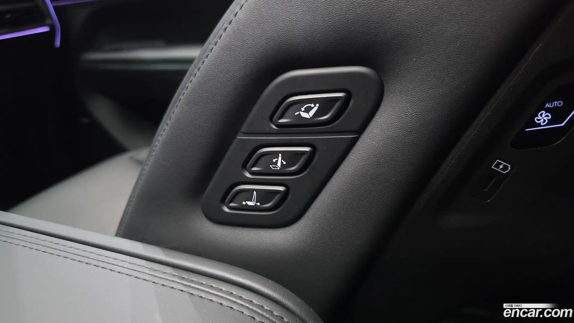 Santafe Hyundai 2024.1-OPTION-024