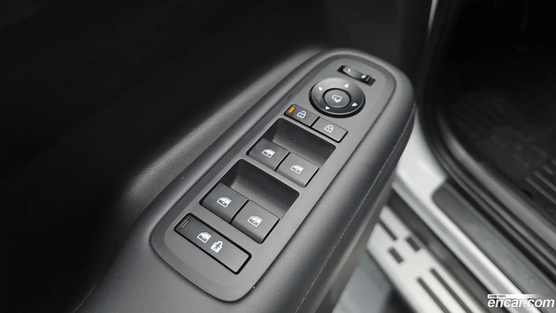 Santafe Hyundai 2024.1-OPTION-052