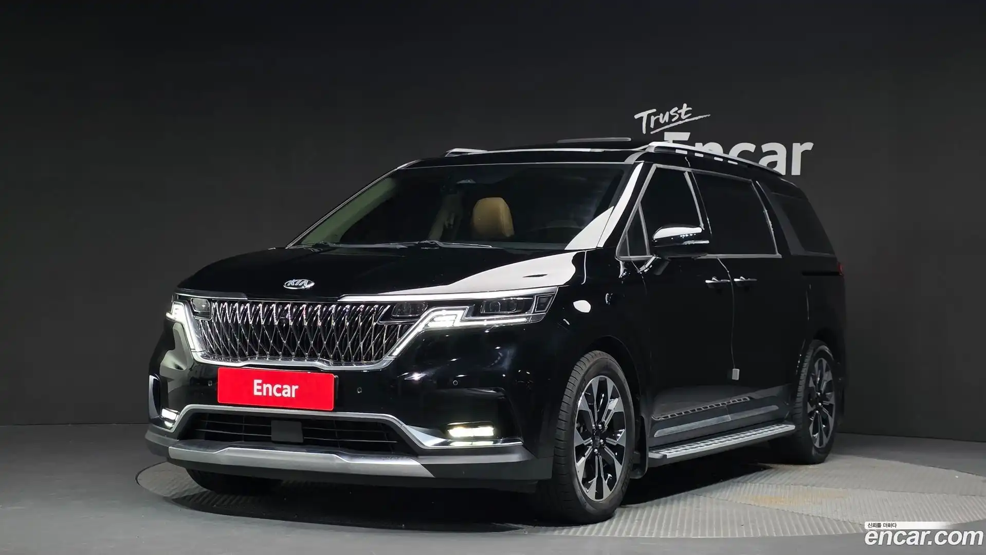 Canival Kia 2021.0-OUTER-001