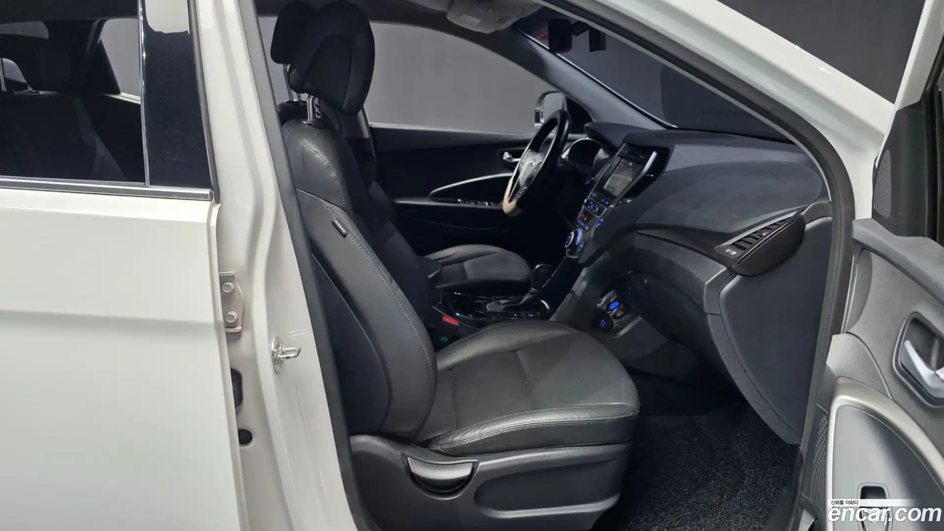 Santafe Hyundai 2017.9-OPTION-015