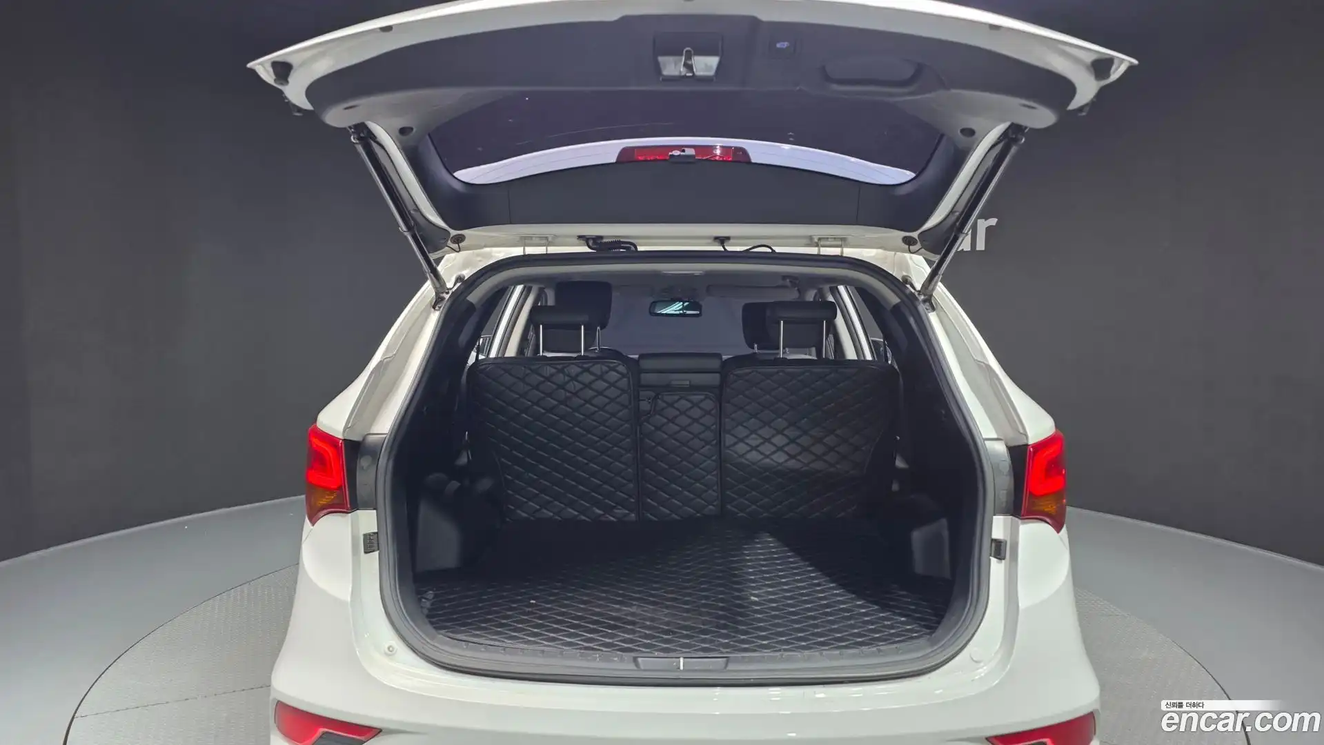 Santafe Hyundai 2017.9-OPTION-024