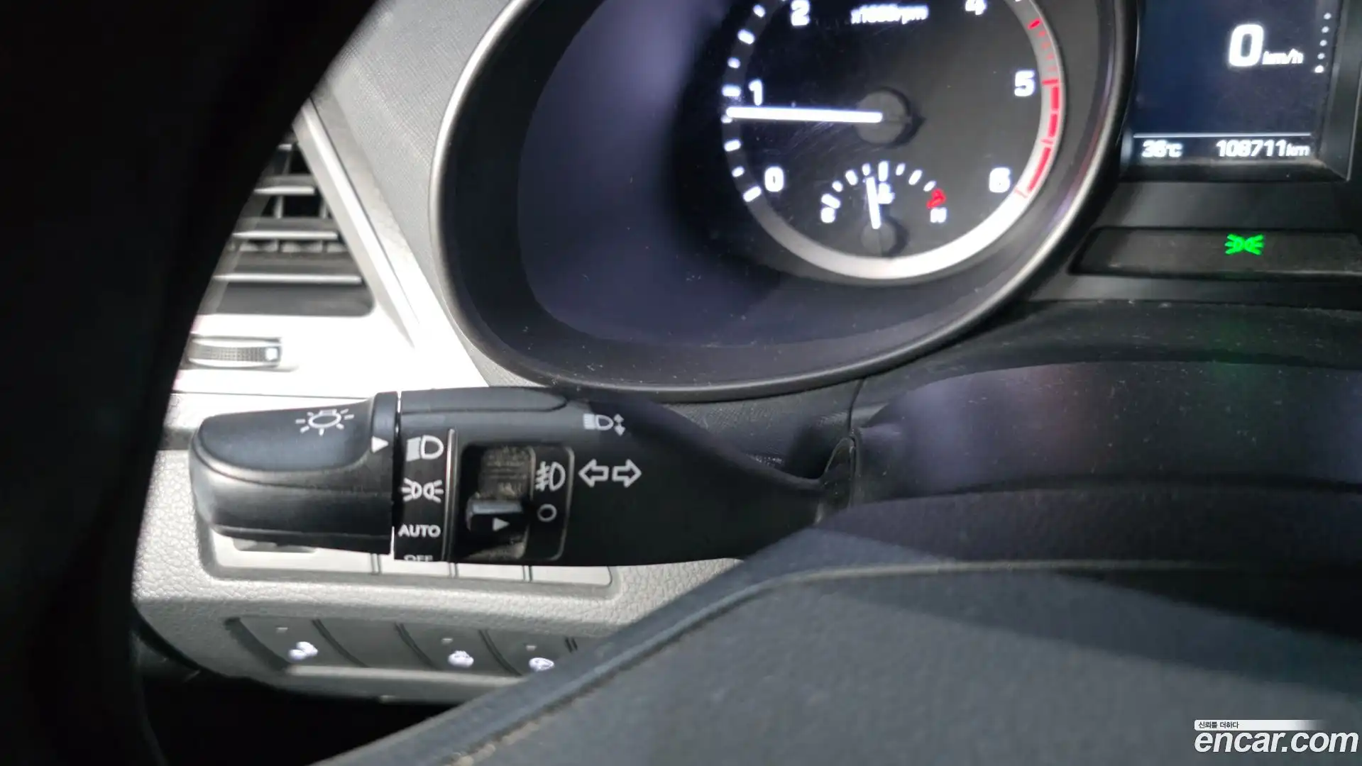 Santafe Hyundai 2017.9-OPTION-045