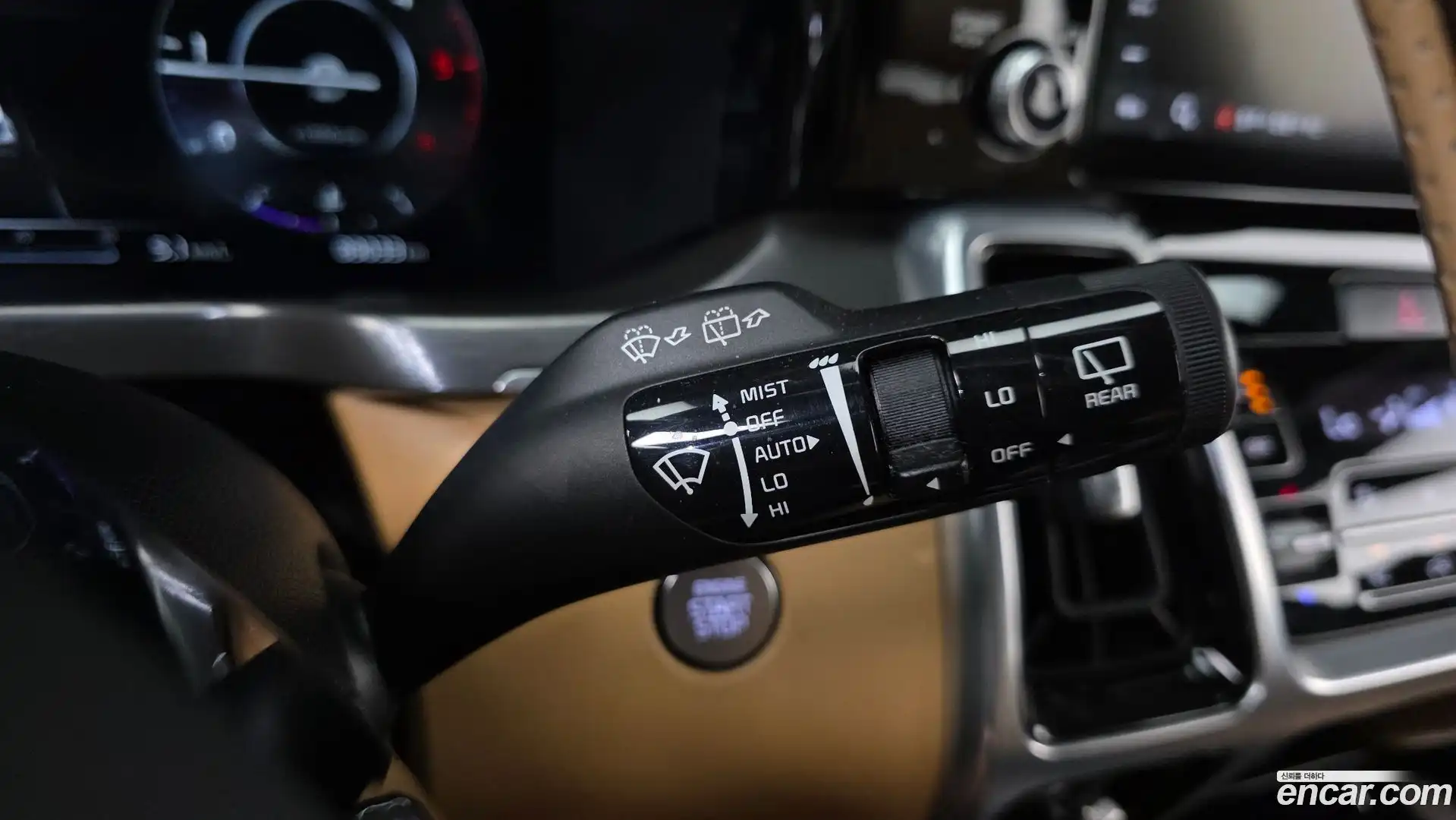 Sorento Kia 2020.3-OPTION-024