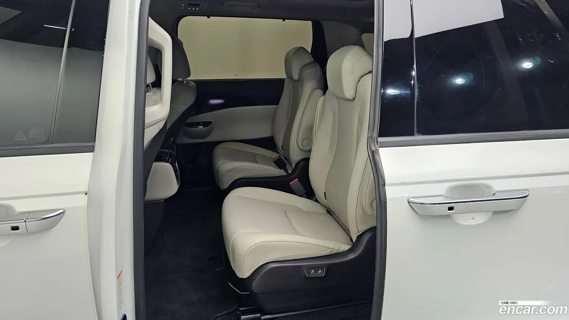 Canival Kia 2022.4-OPTION-016