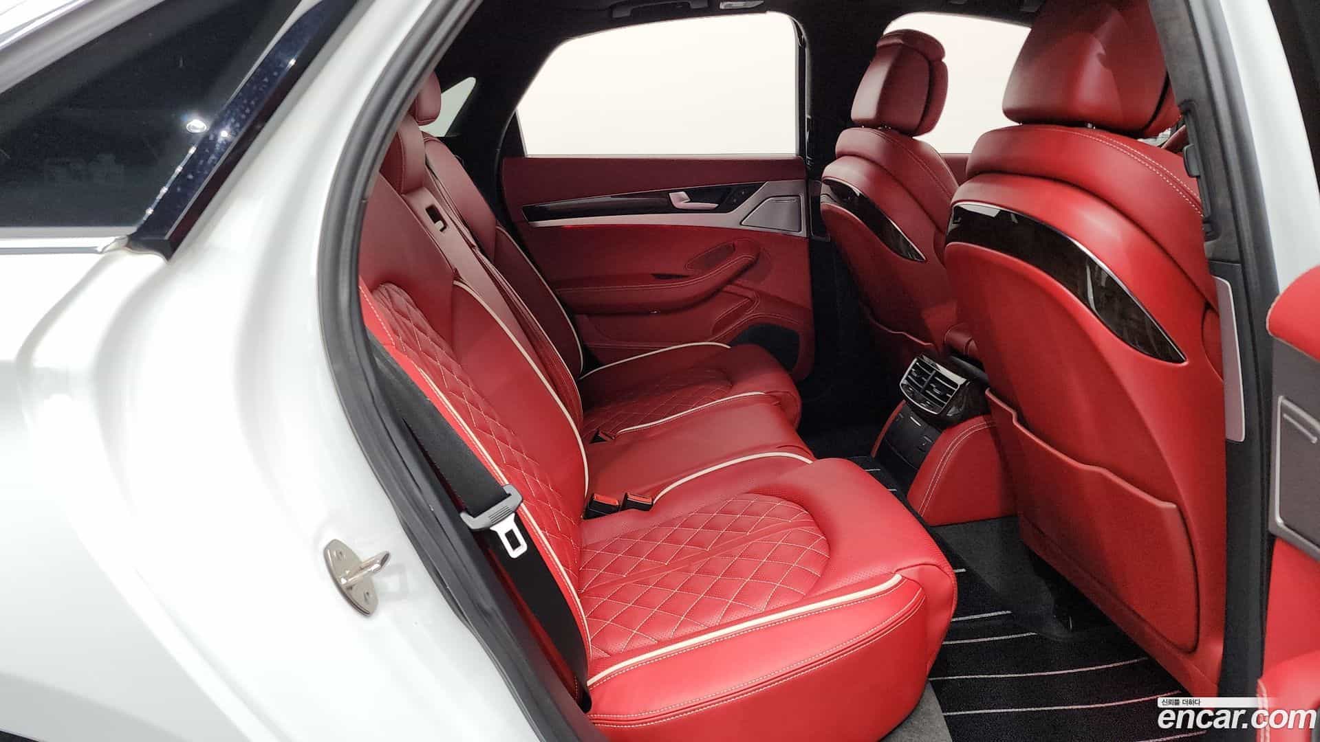 A8 Audi 2011.3-OPTION-015