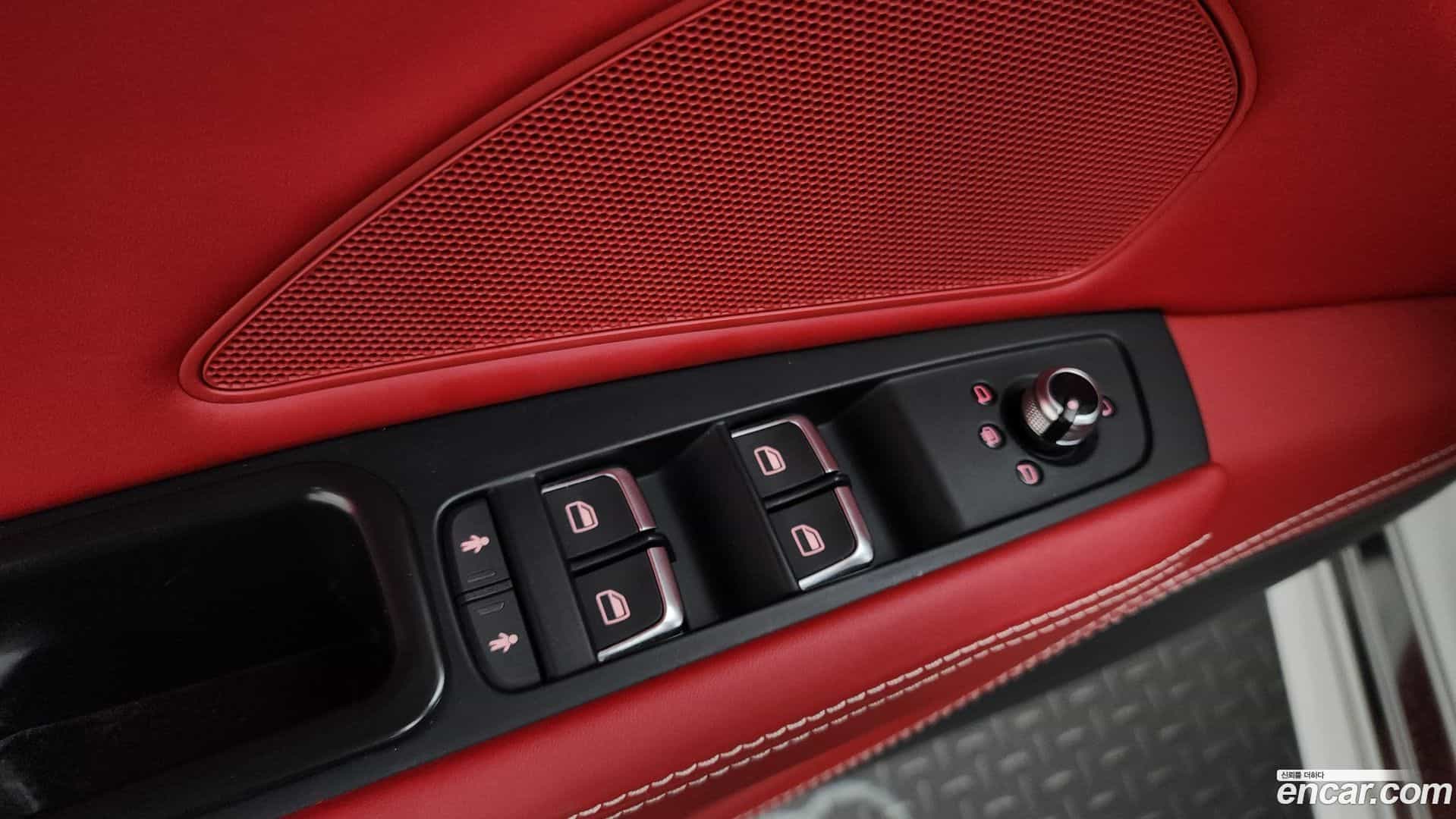 A8 Audi 2011.3-OPTION-024