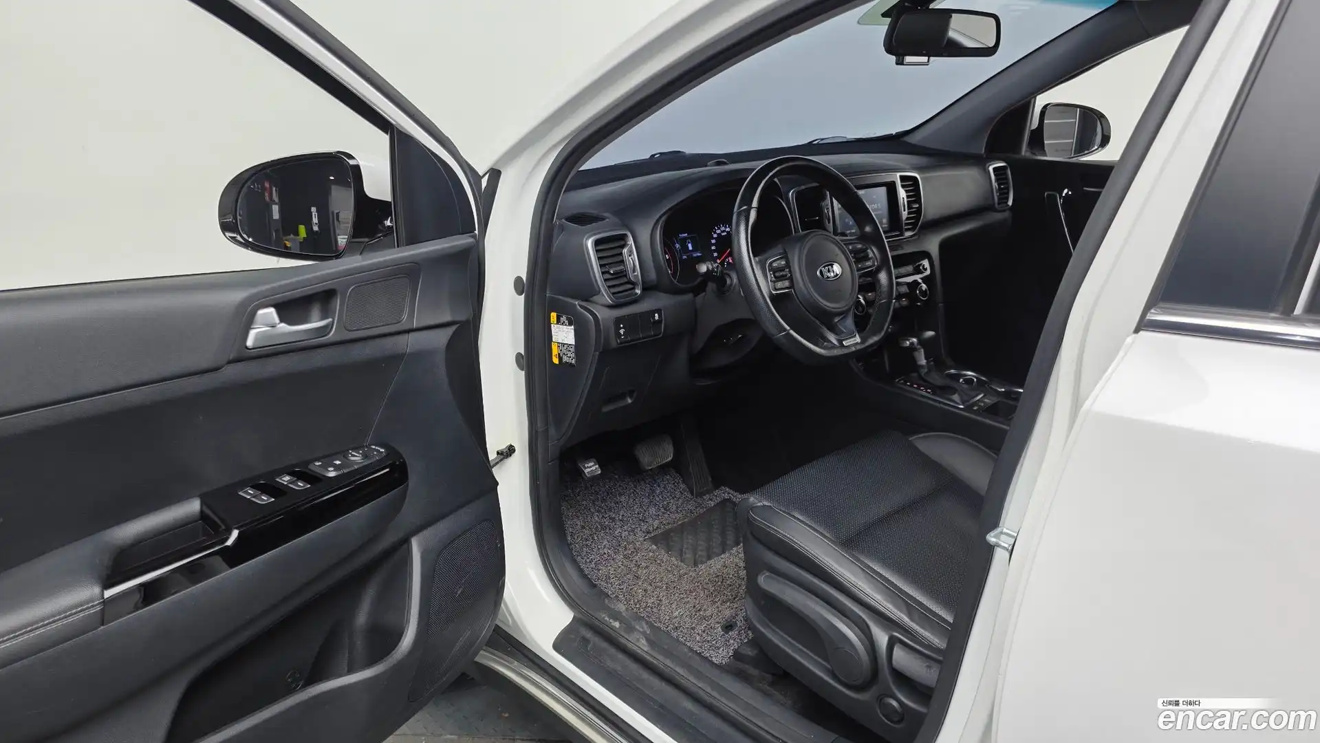 Sportage Kia 2015.9-INNER-010