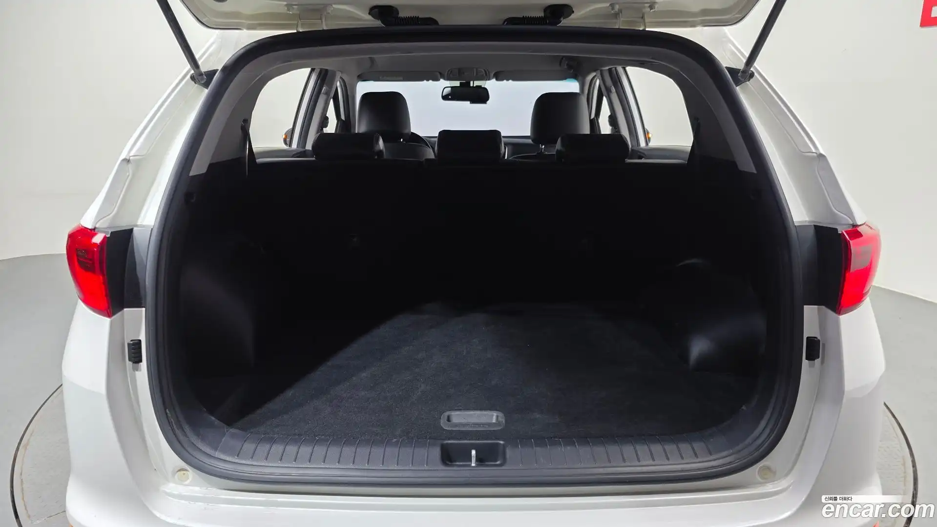 Sportage Kia 2015.9-OPTION-024