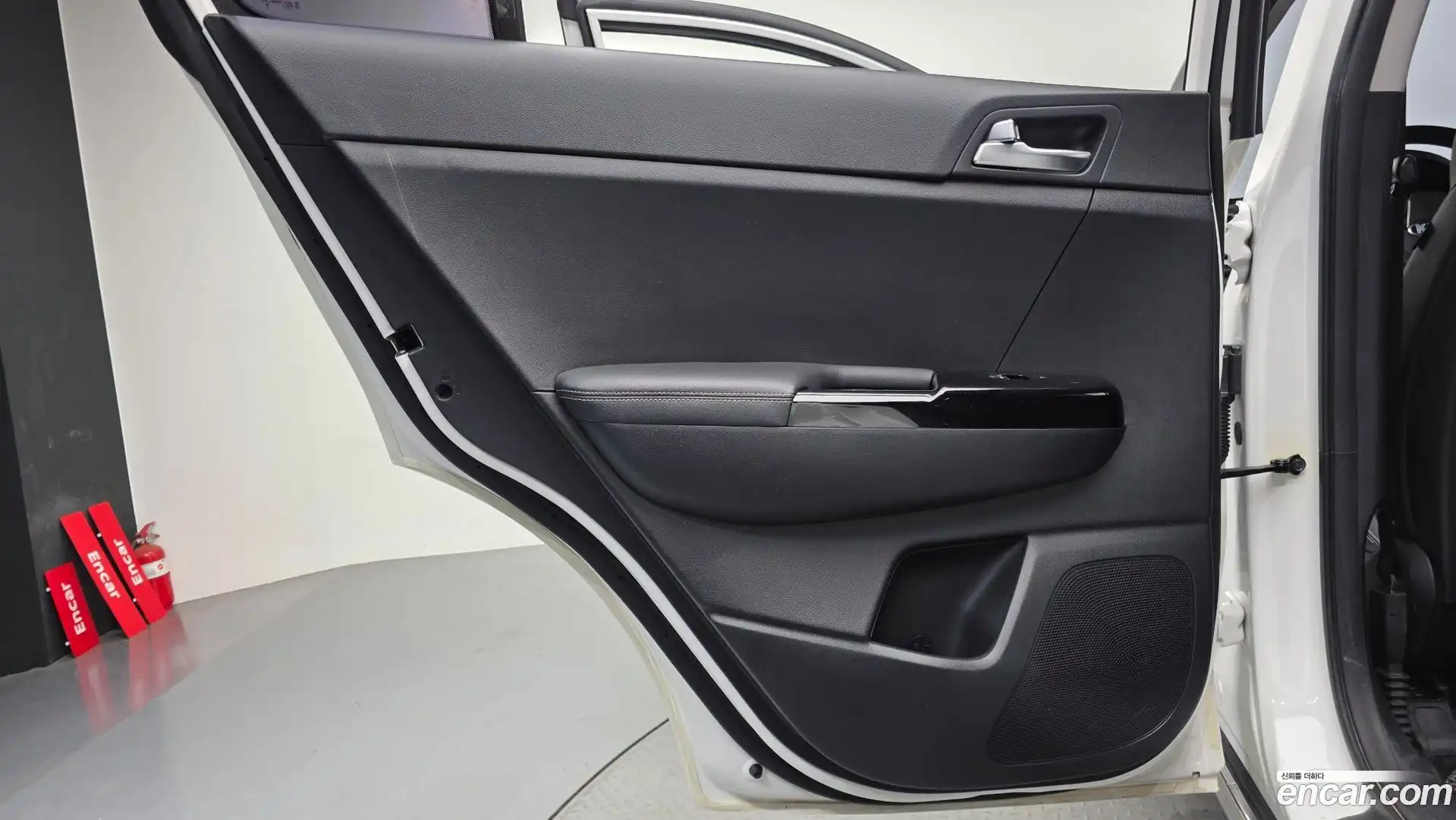 Sportage Kia 2015.9-INNER-035