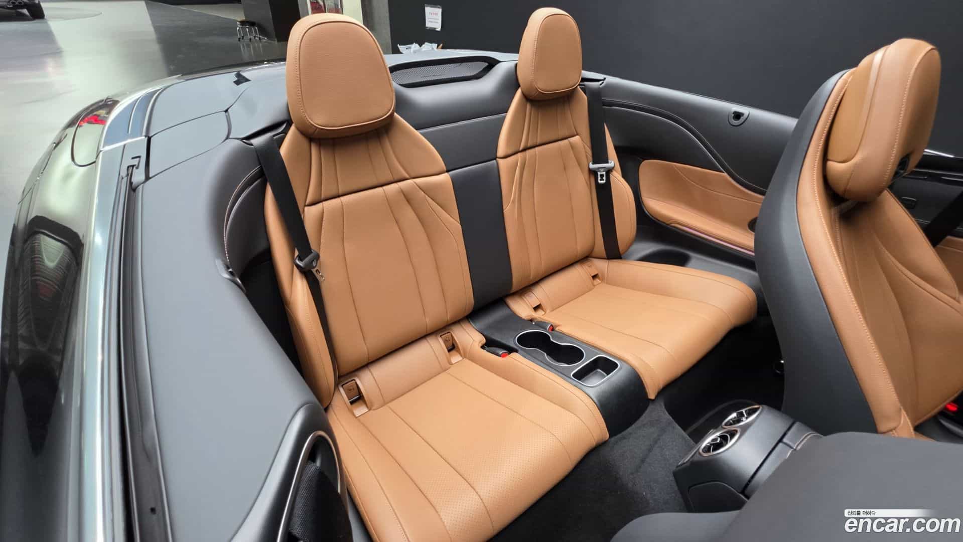 CLE-Class Mercedes-Benz 2025.10-OPTION-016