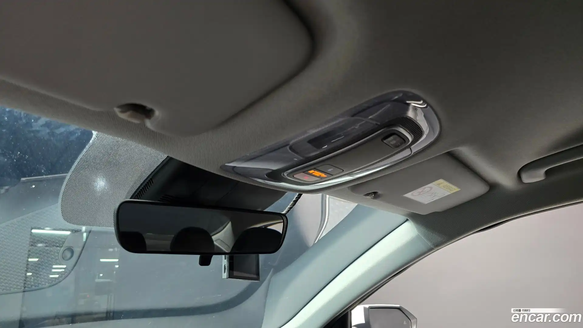 AVANTE Hyundai 2022.5-OPTION-022