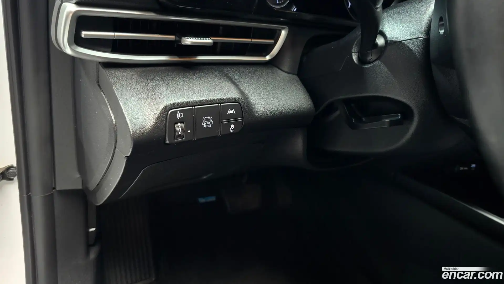 AVANTE Hyundai 2022.5-OPTION-023