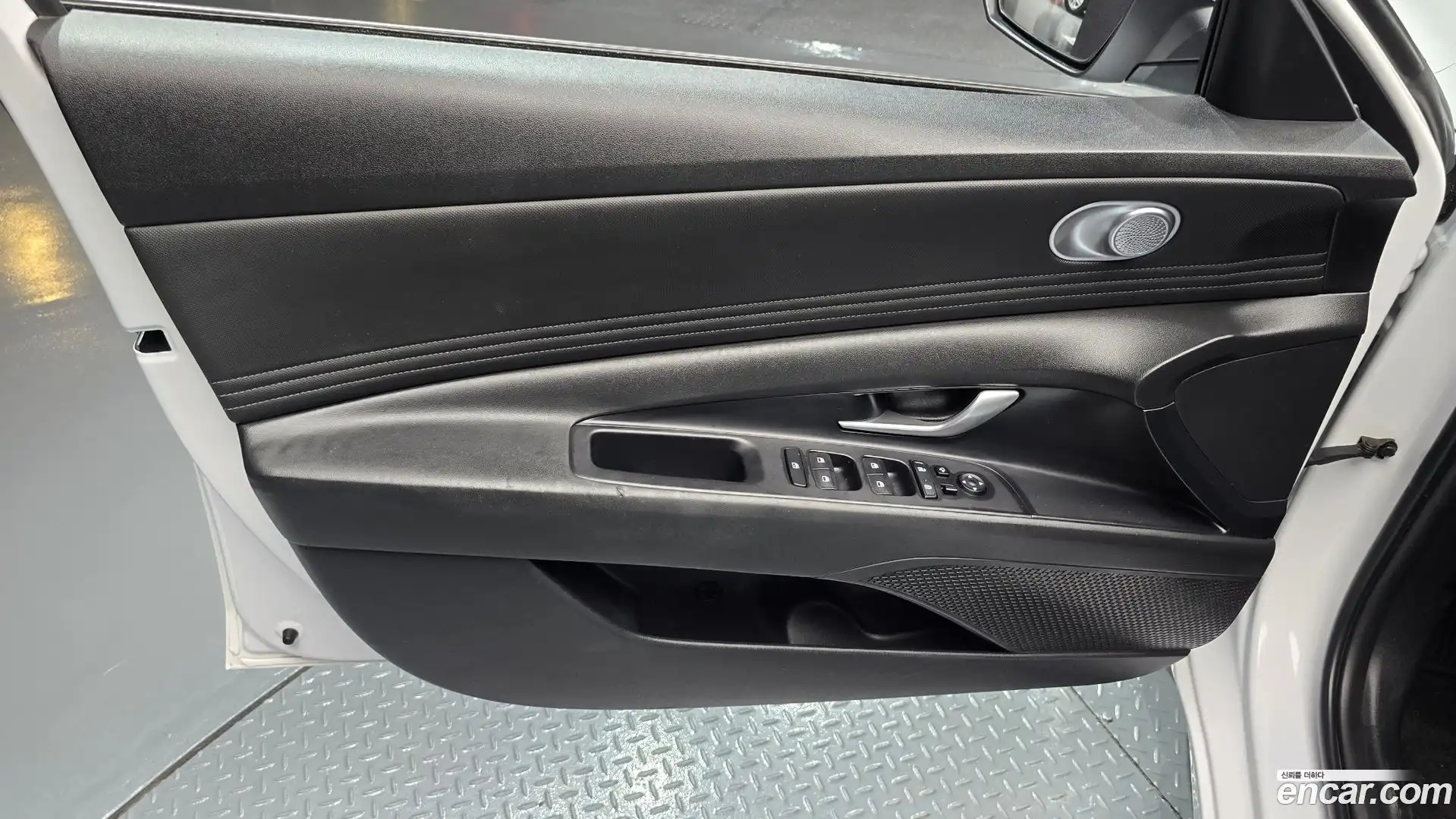 AVANTE Hyundai 2022.5-INNER-034