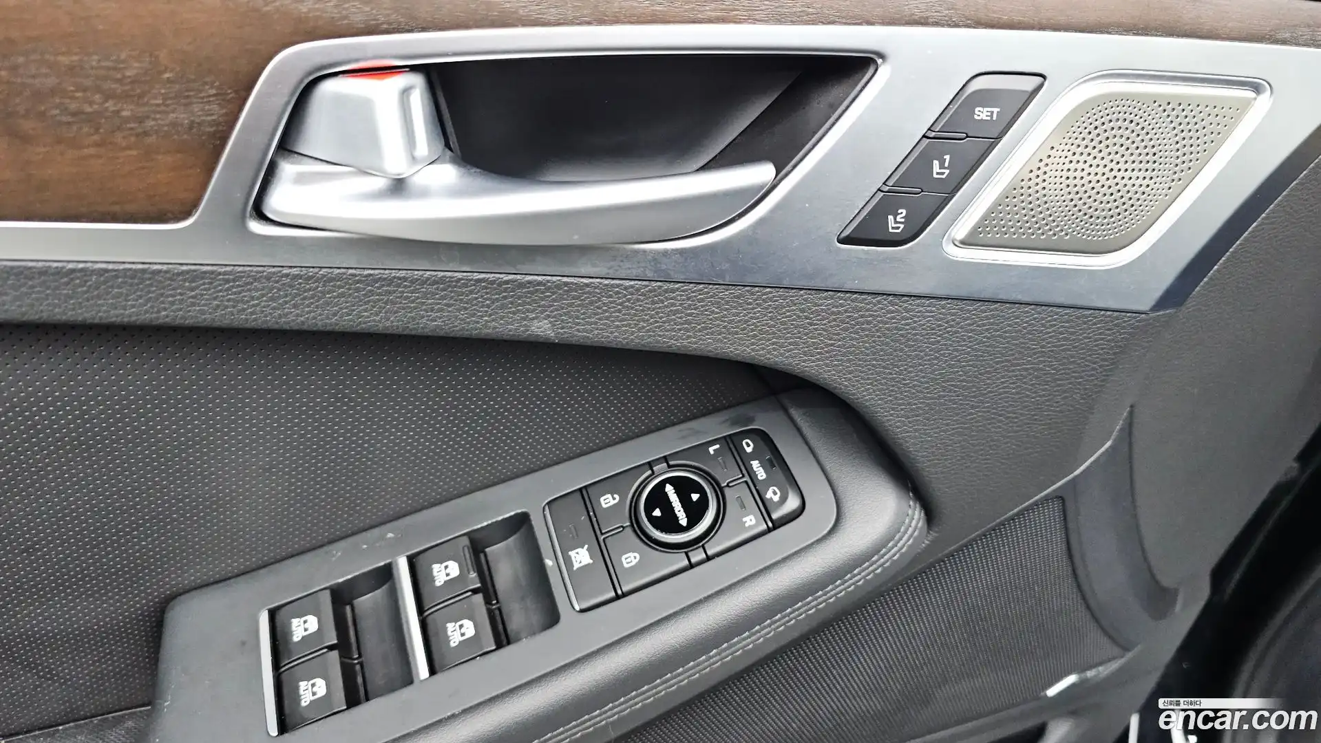 G80 Genesis 2016.8-OPTION-017