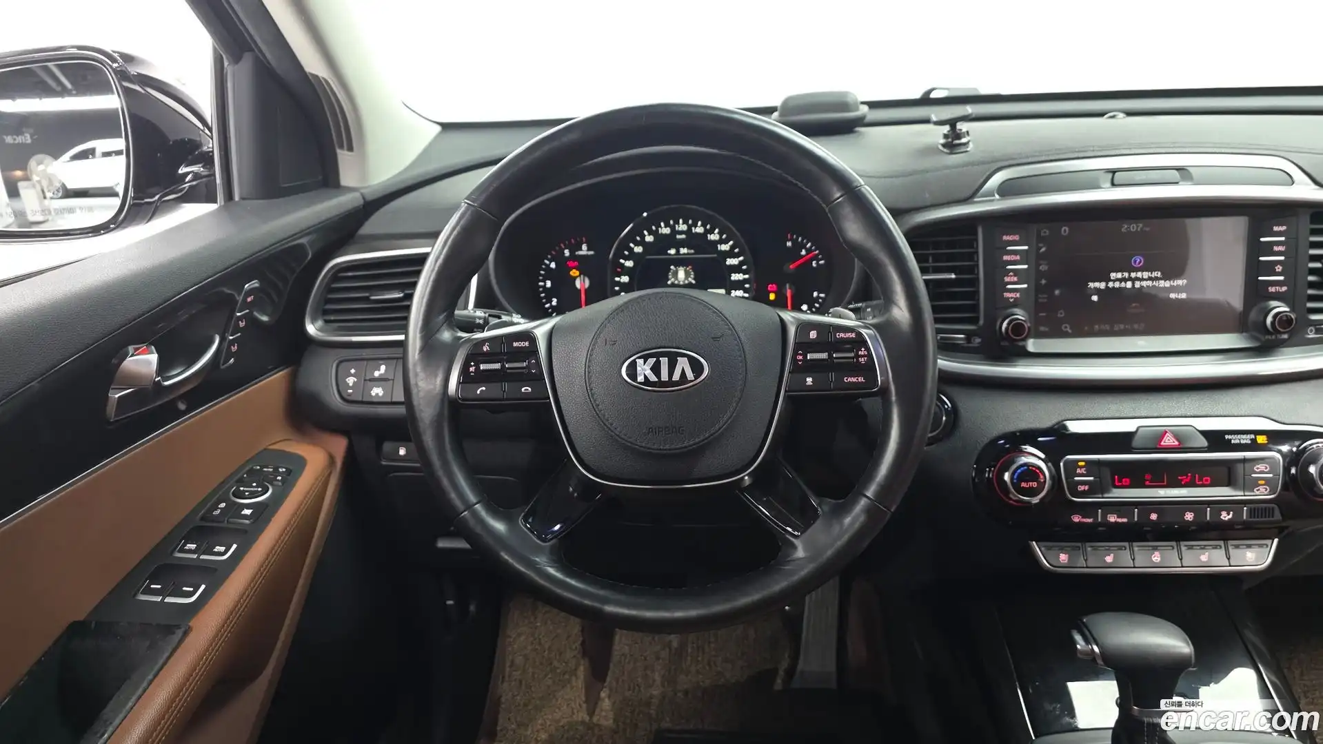 Sorento Kia 2018.0-OPTION-016