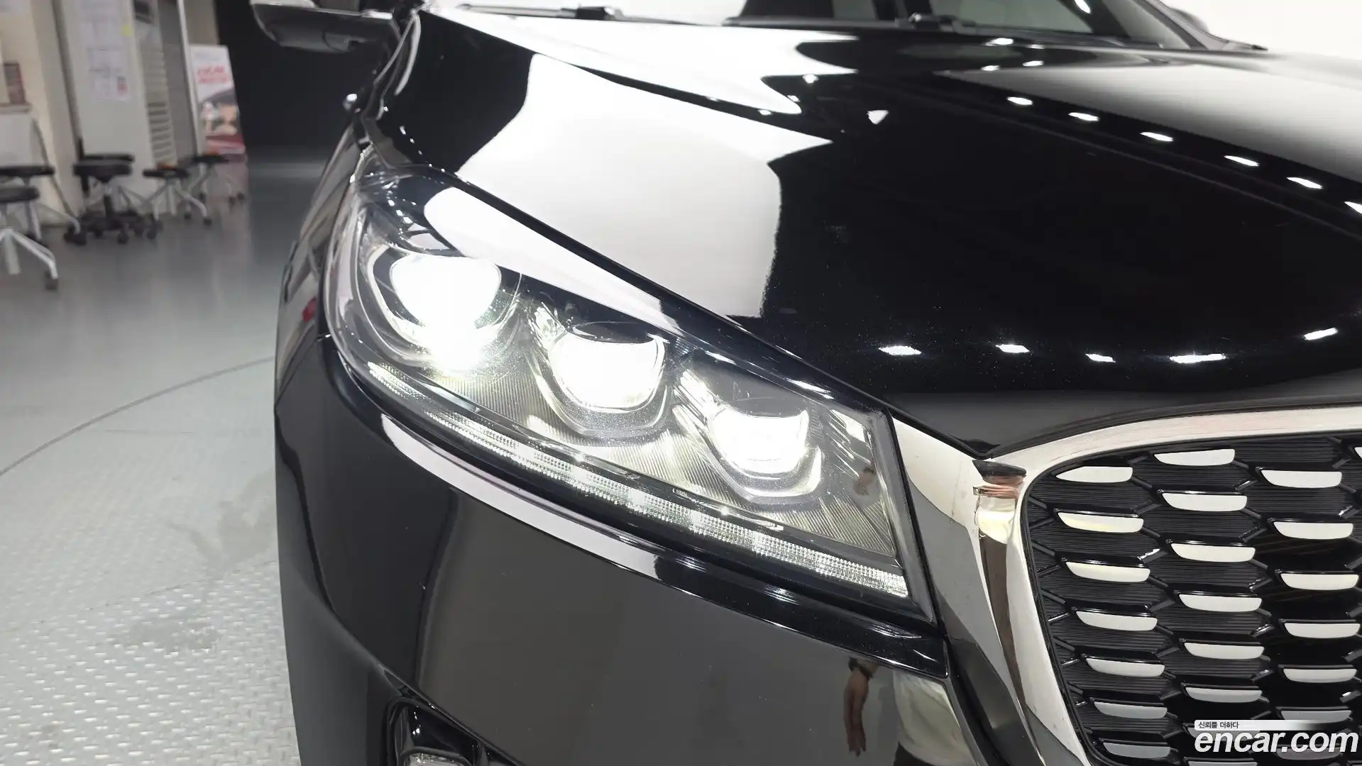 Sorento Kia 2018.0-OUTER-032