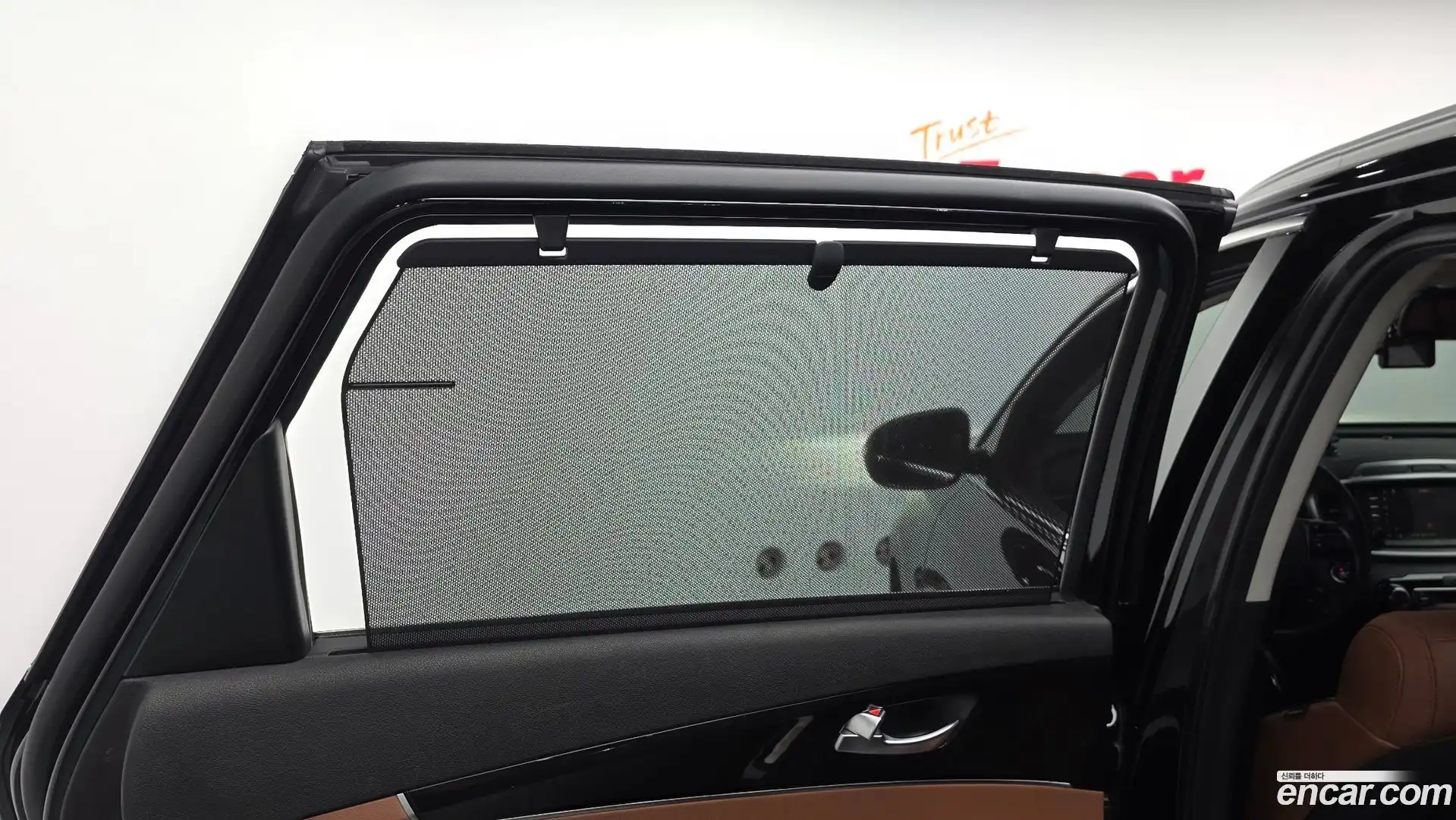 Sorento Kia 2018.0-OPTION-041