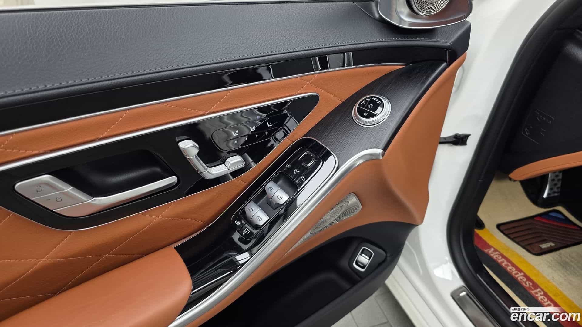 S-Class Mercedes-Benz 2022.2-OPTION-049