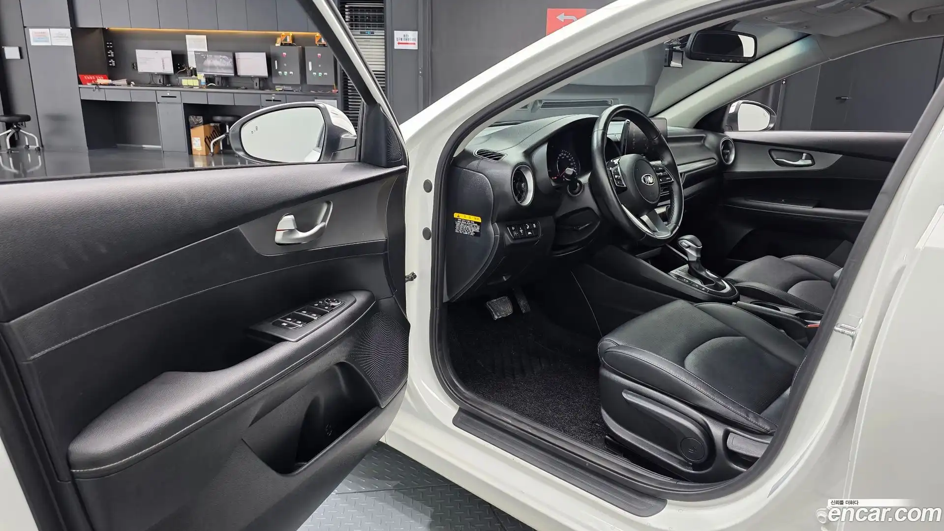 K3 Kia 2018.9-INNER-010