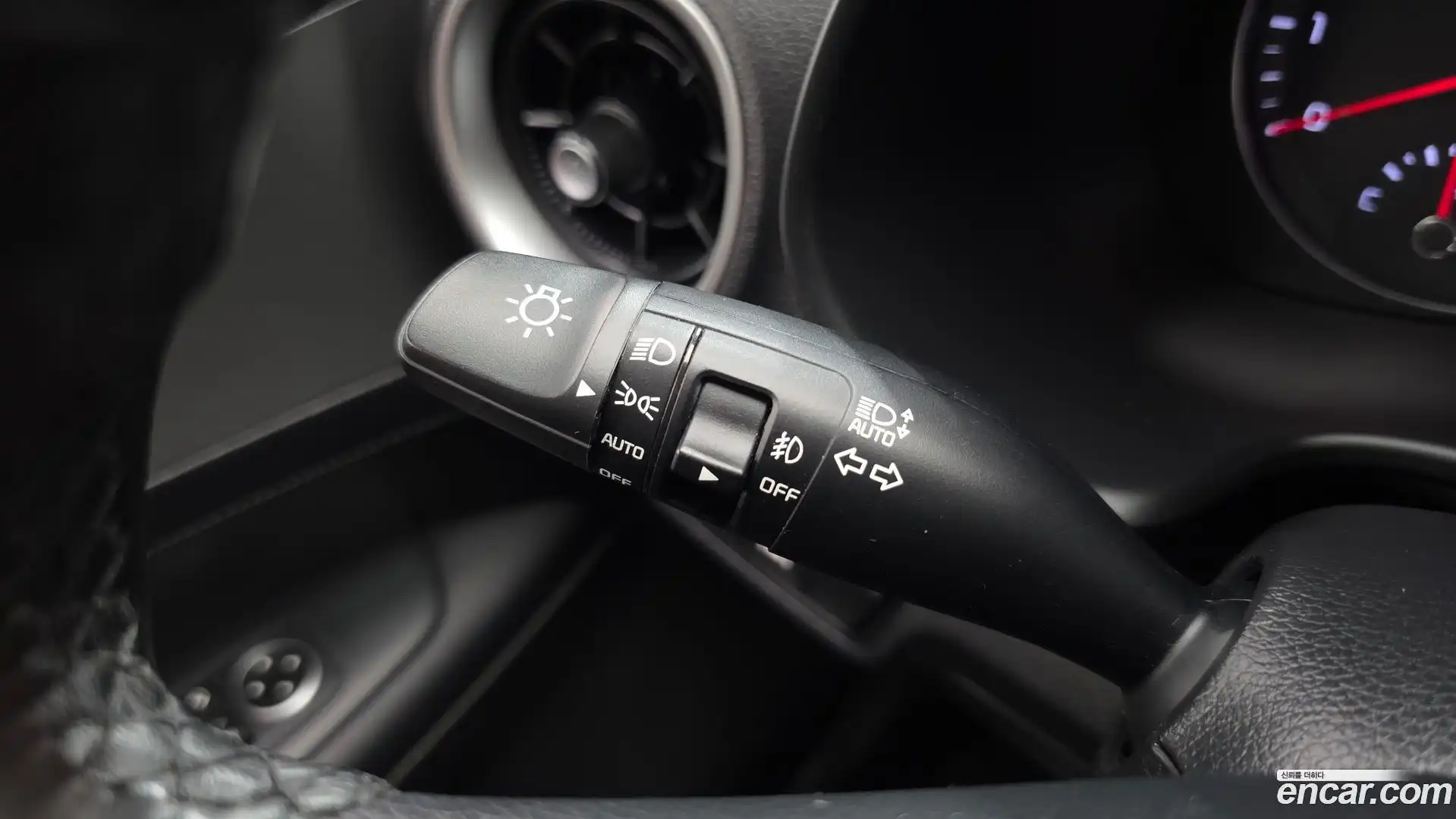 K3 Kia 2018.9-OPTION-023