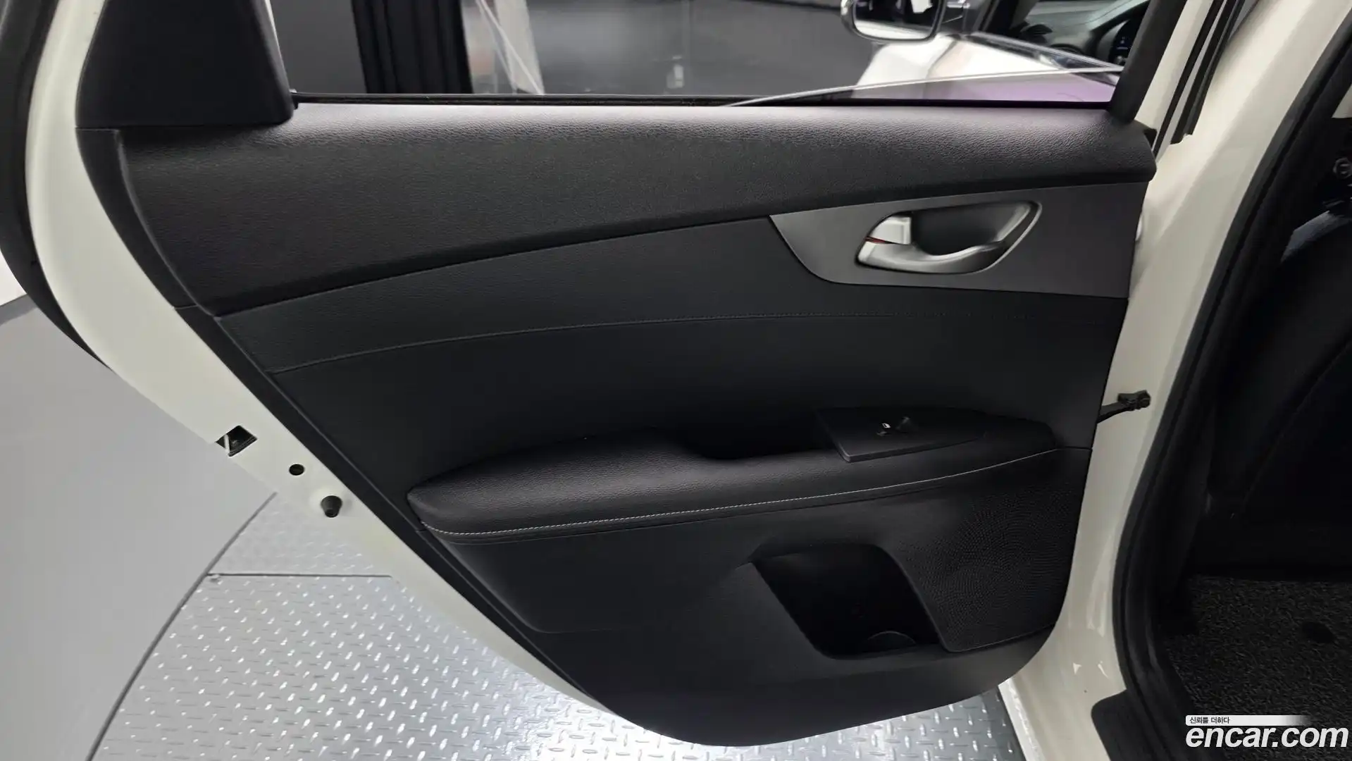 K3 Kia 2018.9-INNER-035