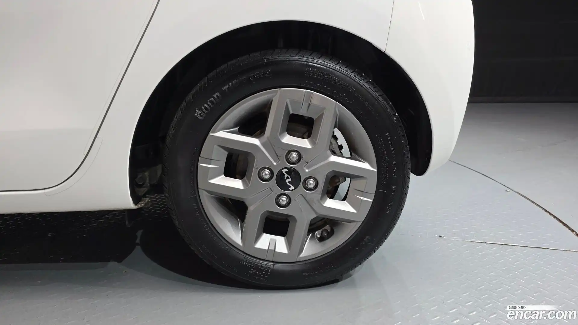 RAY Kia 2024.0-OUTER-031