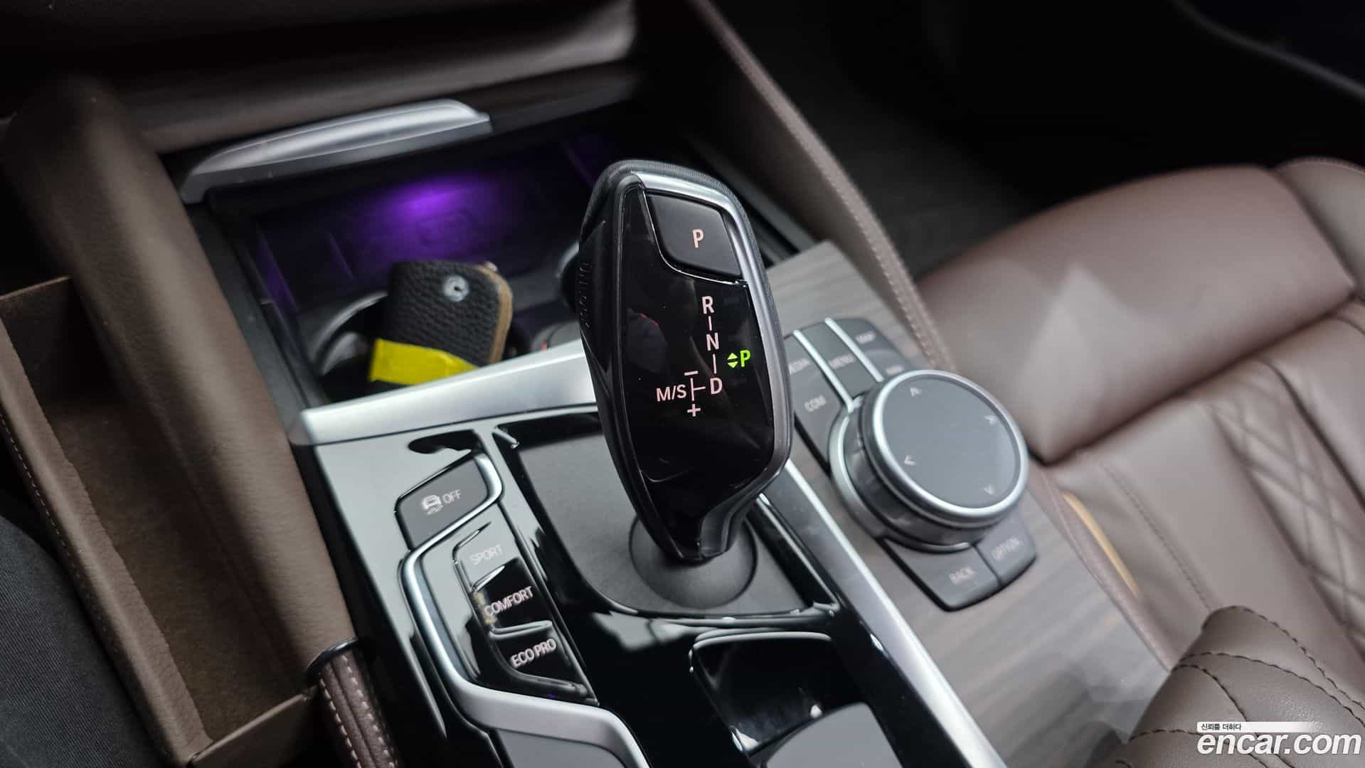 5-Series BMW 2020.8-INNER-009