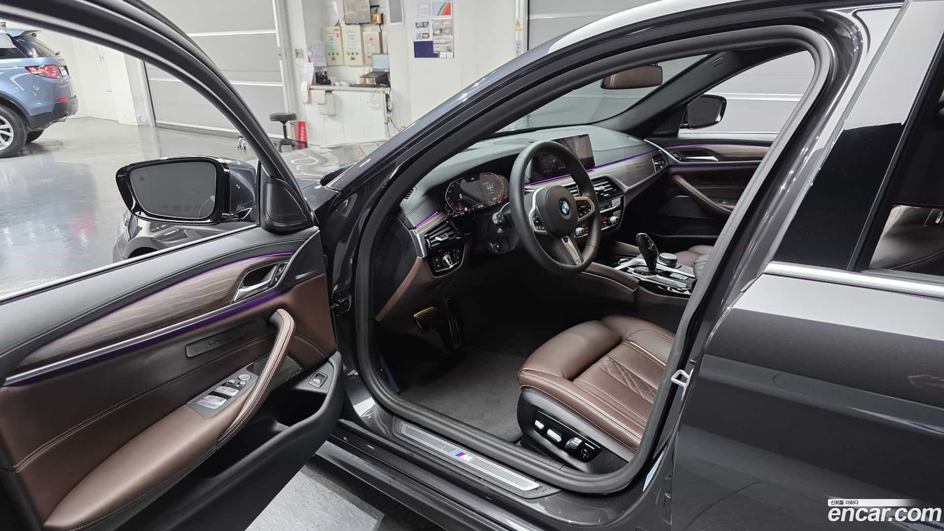 5-Series BMW 2020.8-INNER-010