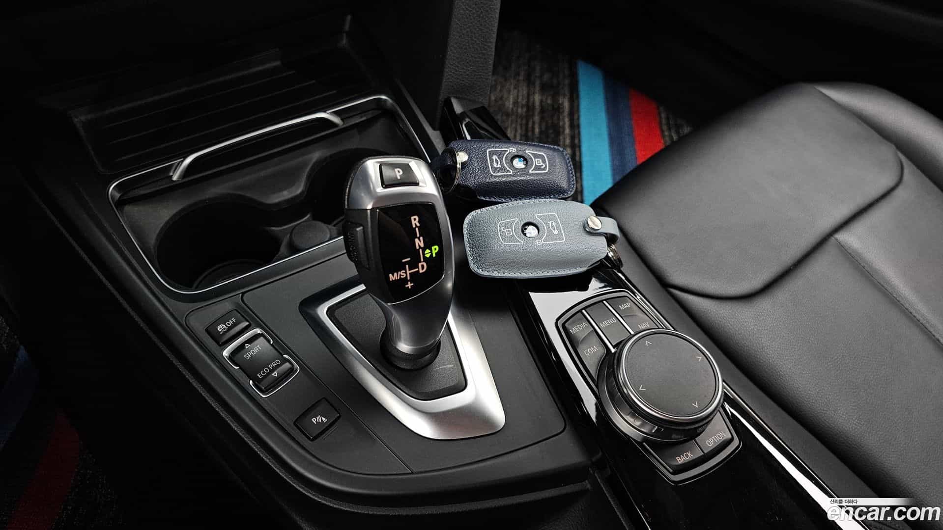 Gran Turismo BMW 2017.5-INNER-009