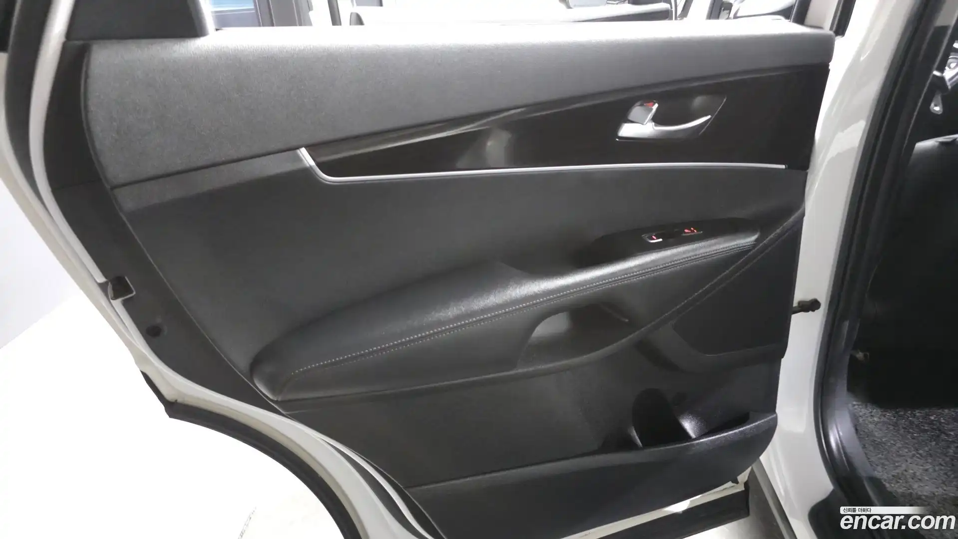 Sorento Kia 2018.10-INNER-035