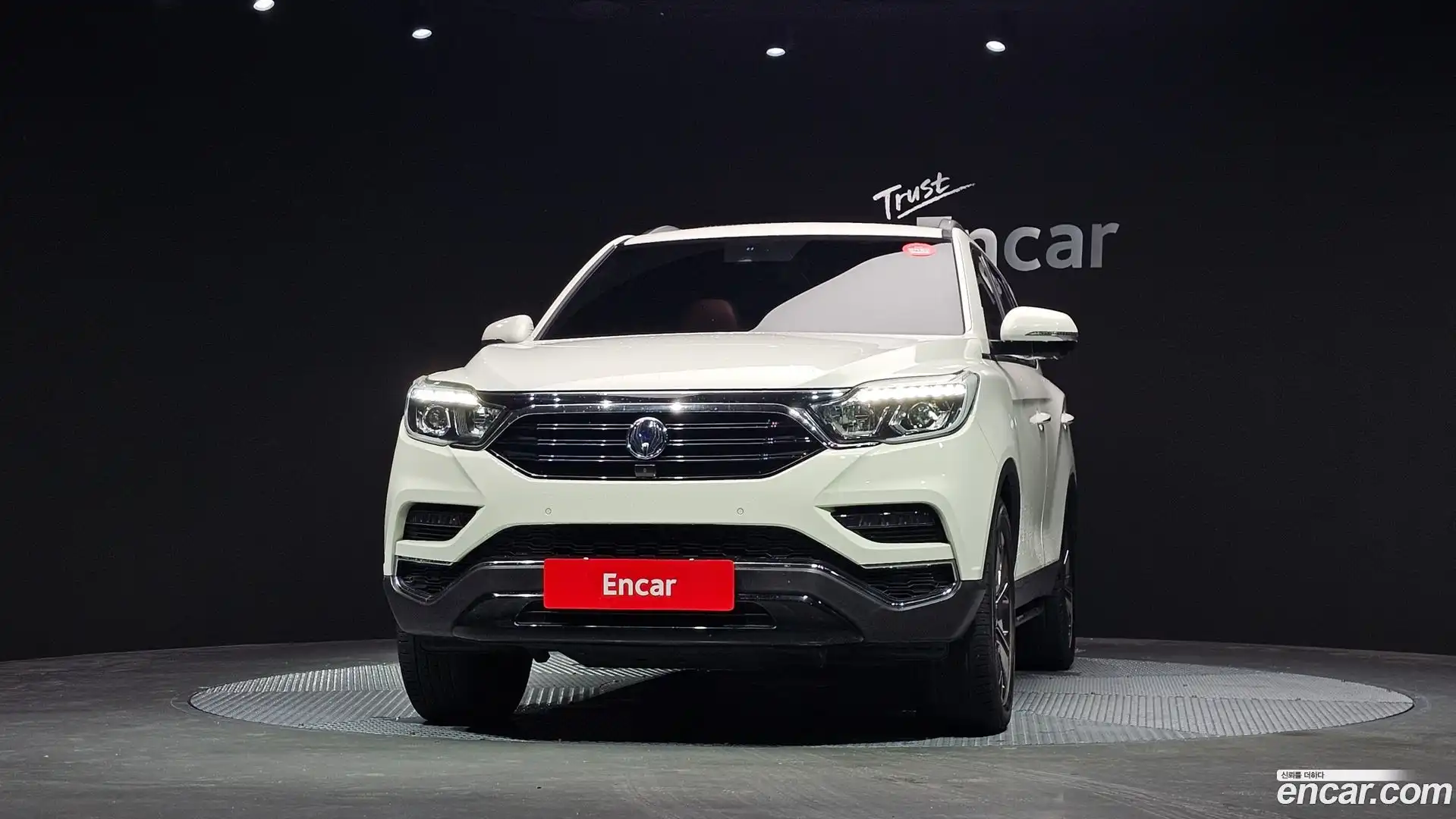 Rexton KG Mobility 2017.6-OUTER-003