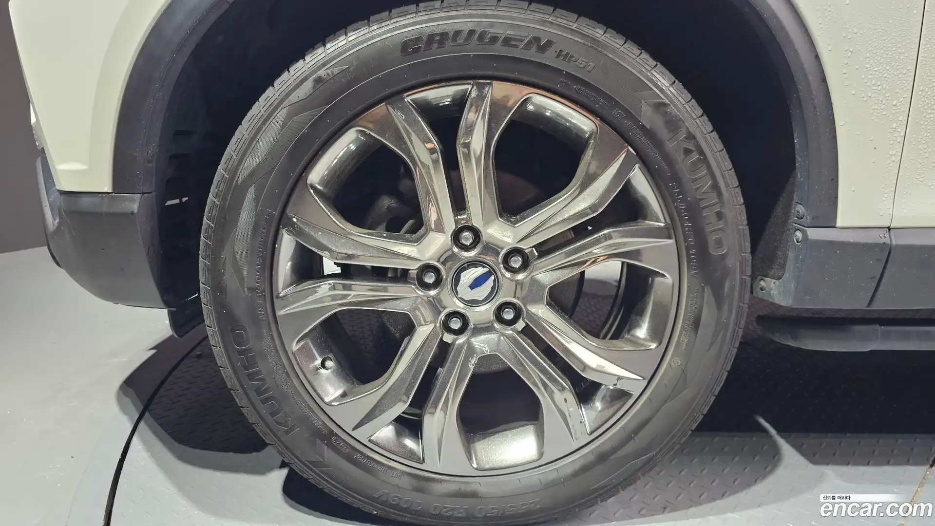 Rexton KG Mobility 2017.6-OUTER-005