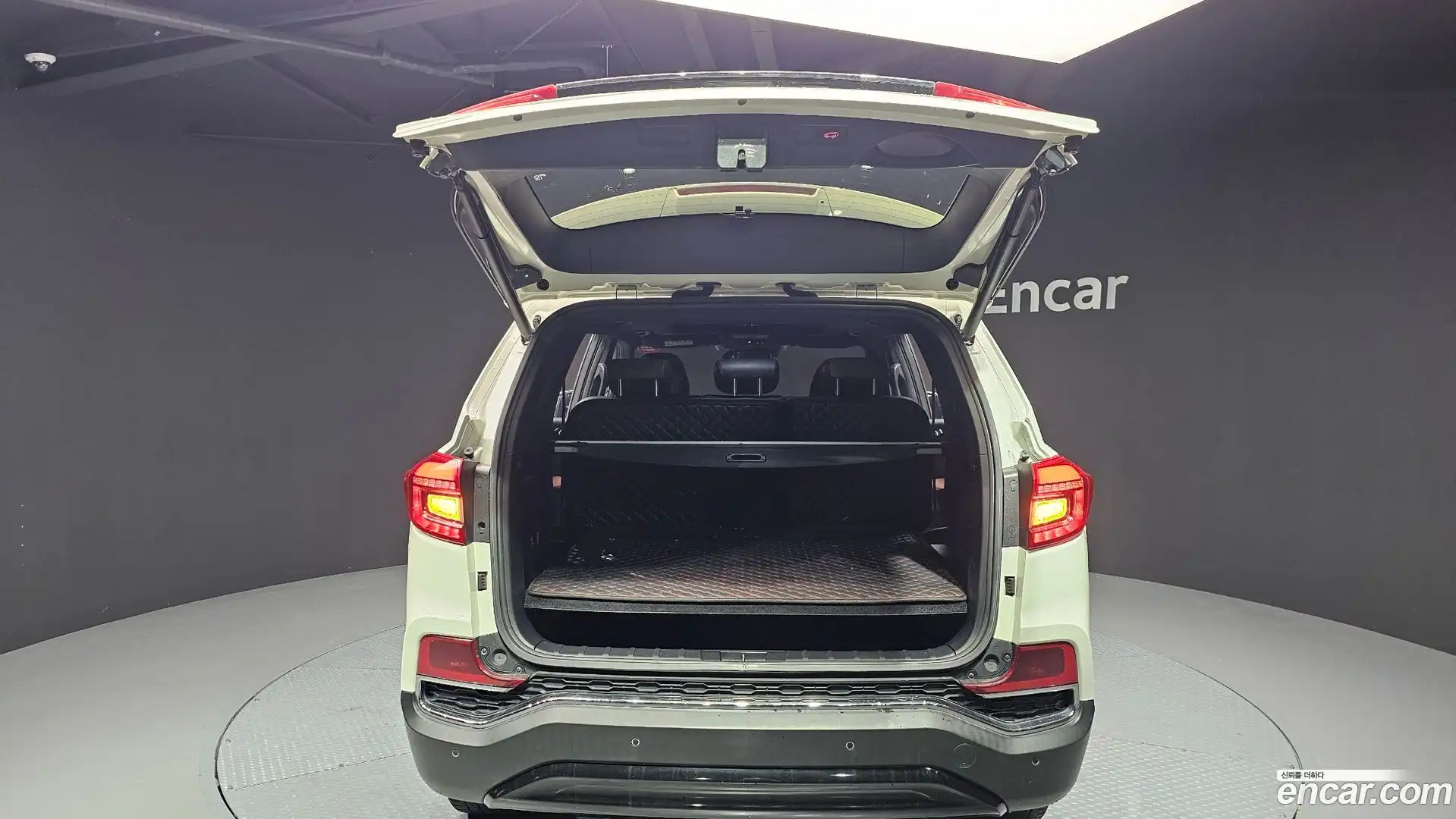 Rexton KG Mobility 2017.6-OPTION-023