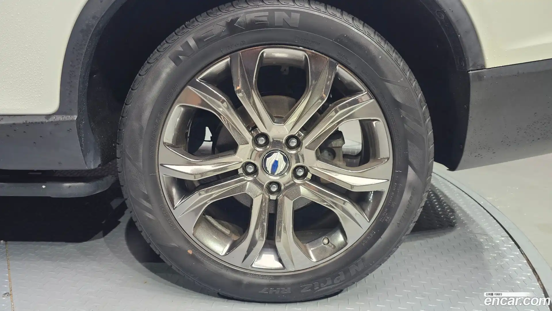 Rexton KG Mobility 2017.6-OUTER-031