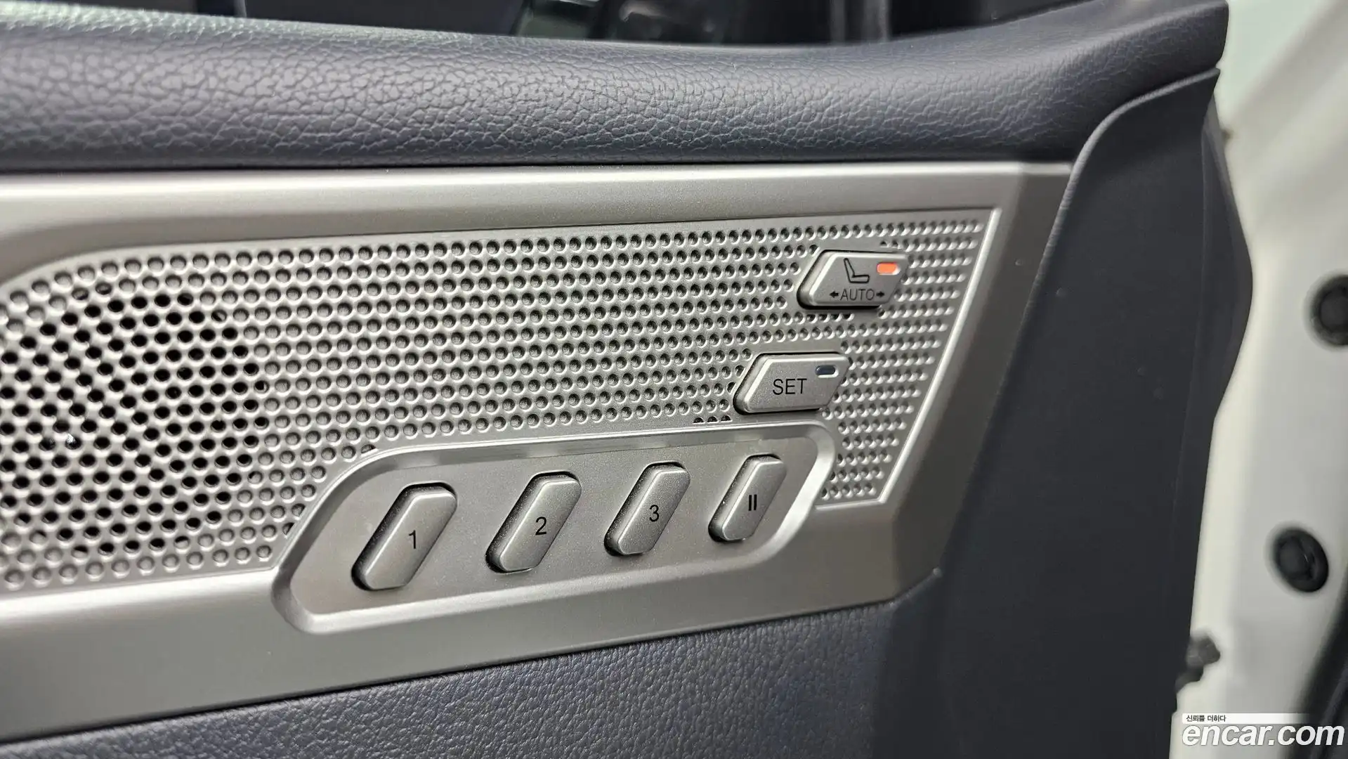 Rexton KG Mobility 2017.6-OPTION-042