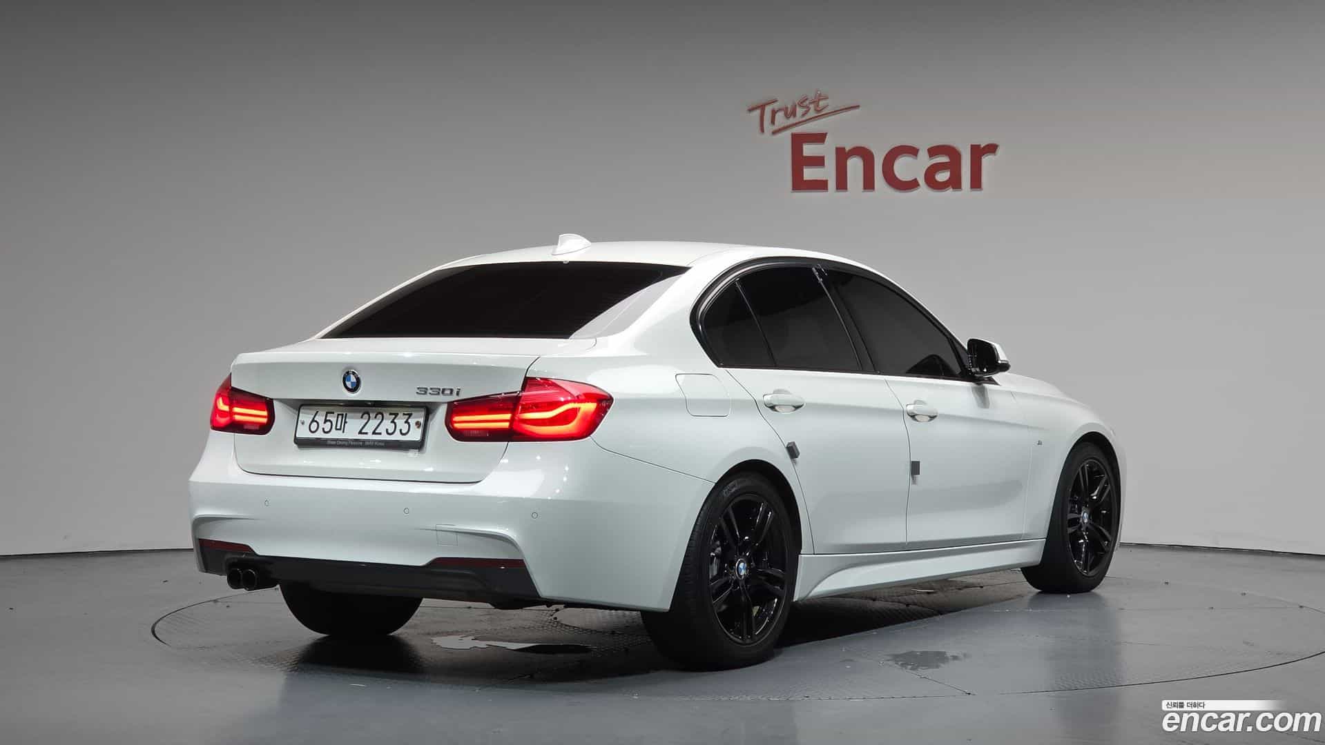 3-Series BMW 2018.1-OUTER-002