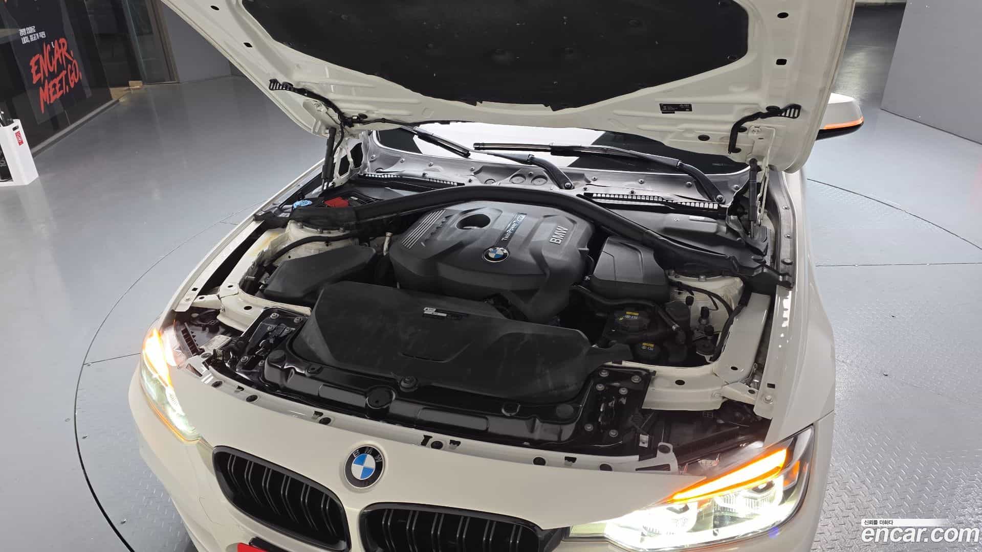 3-Series BMW 2018.1-OUTER-006