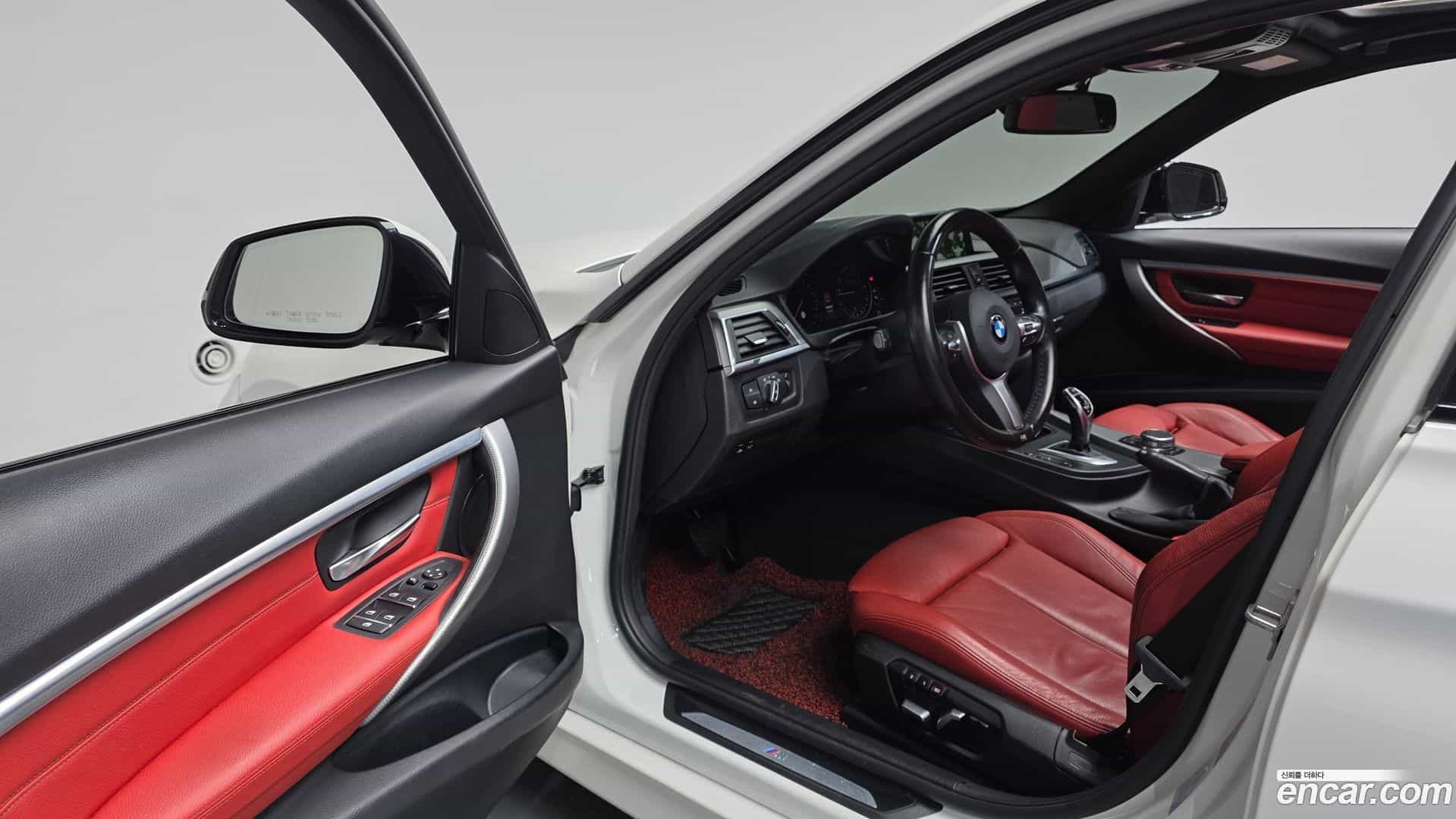 3-Series BMW 2018.1-INNER-010