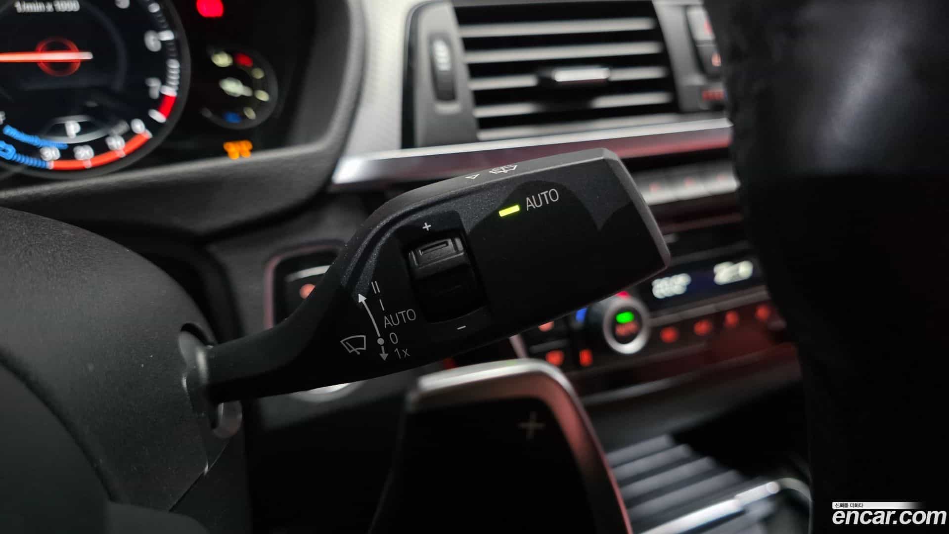 3-Series BMW 2018.1-OPTION-040