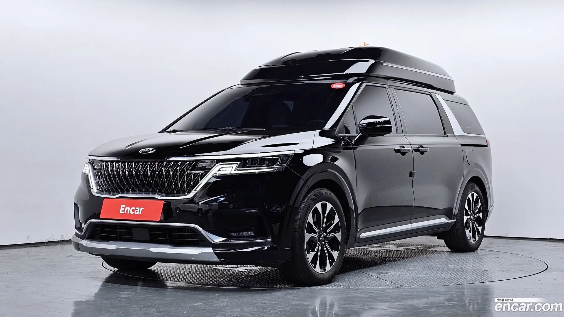 Main__Slider__Photo:Canival Kia 2021.3-0
