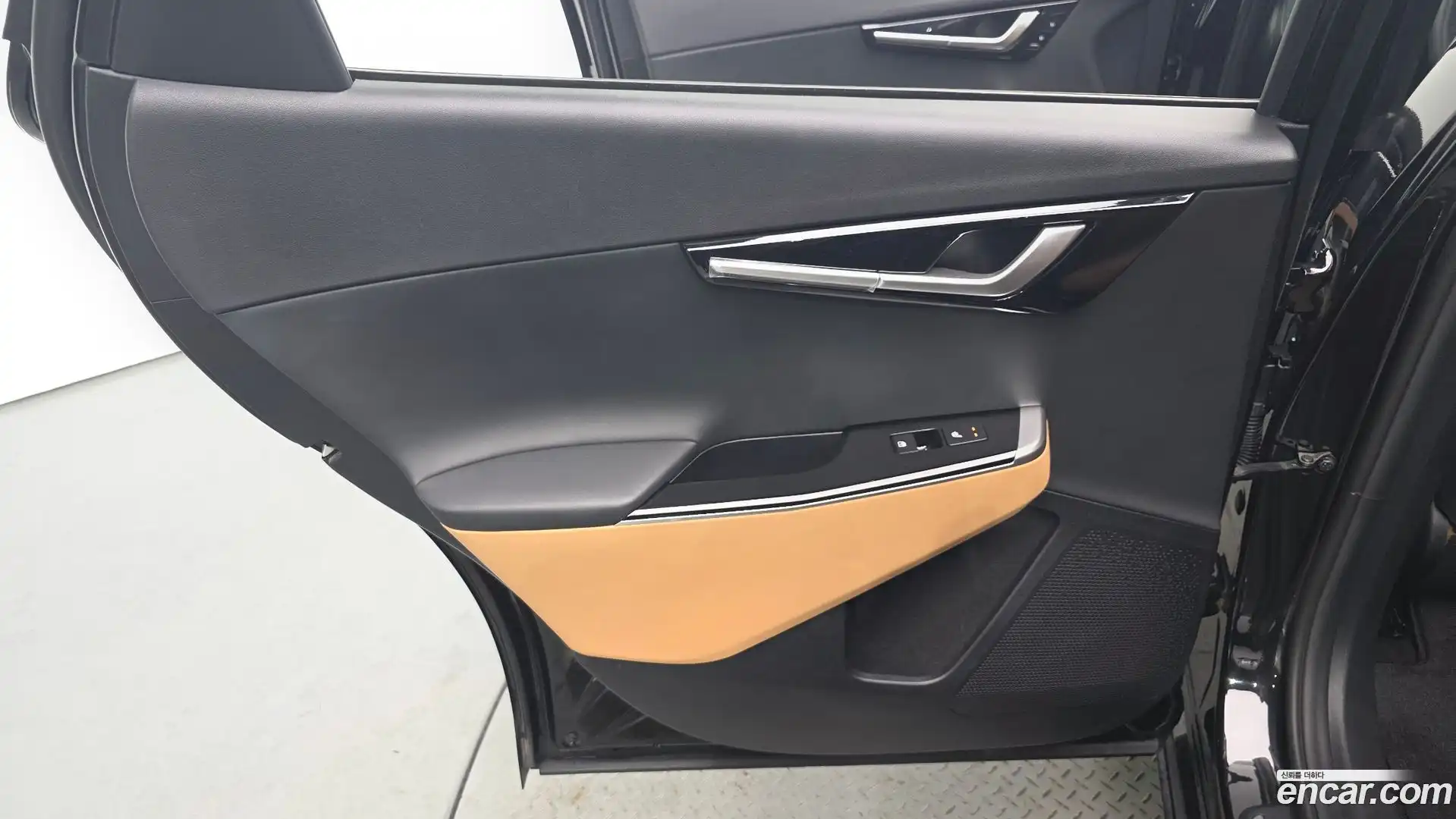 EV6 Kia 2022.4-INNER-035
