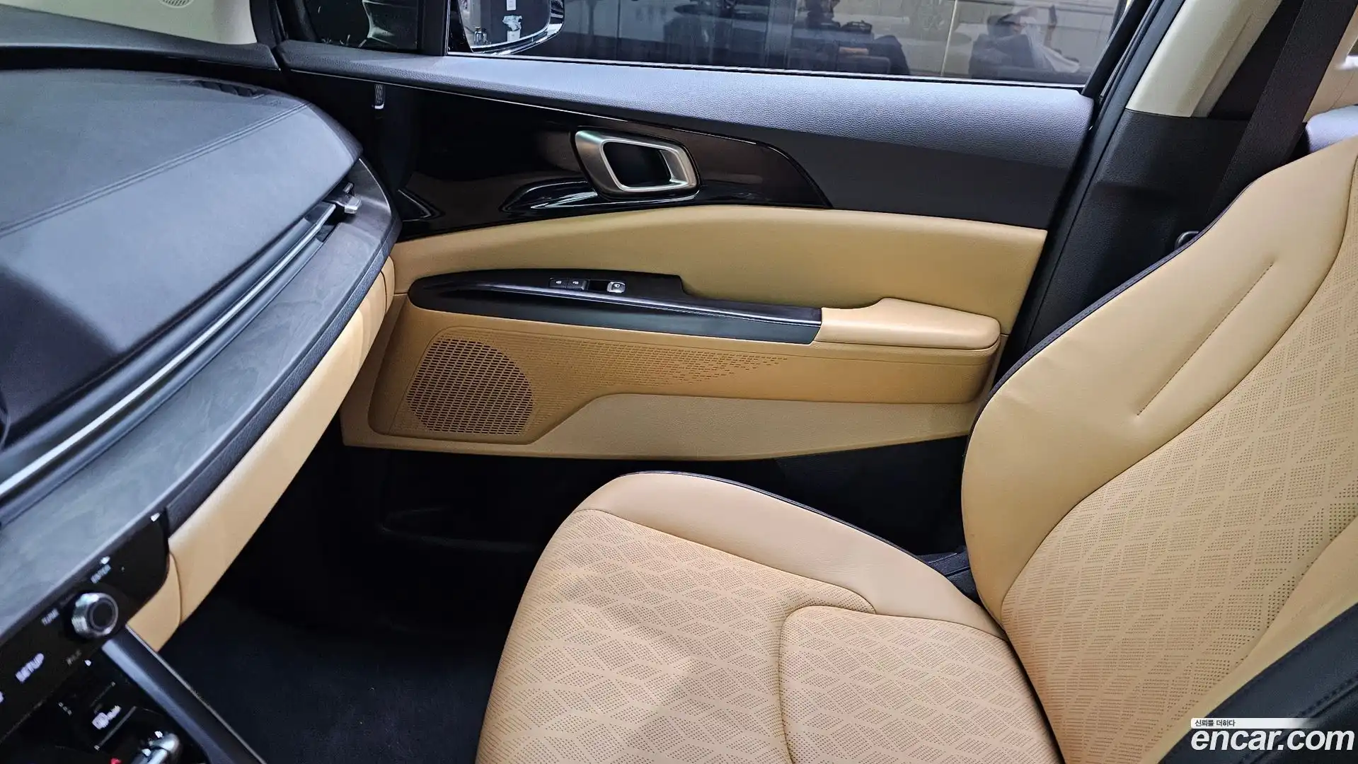Canival Kia 2022.5-INNER-035