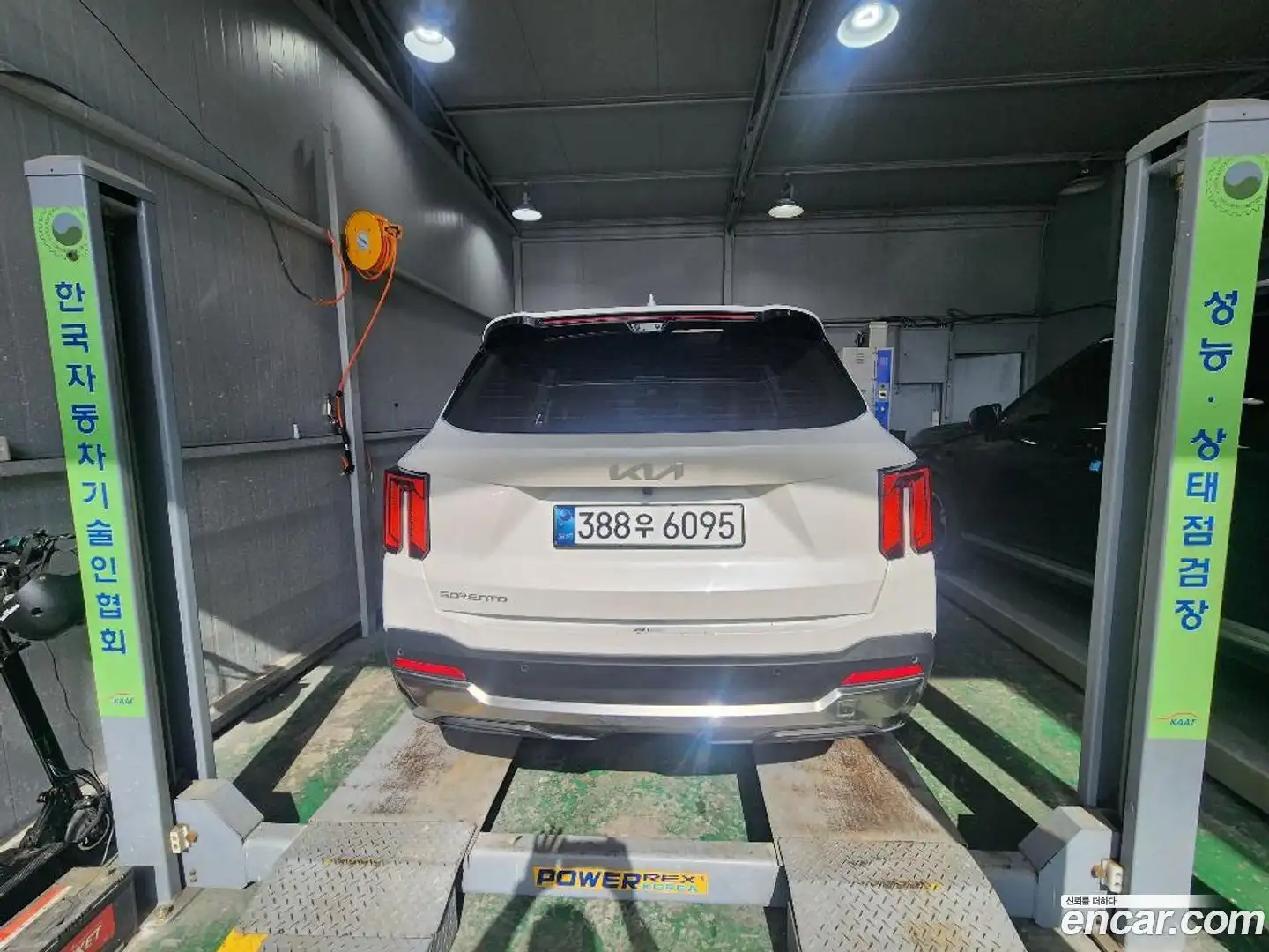 Sorento Kia 2023.8-OUTER-002