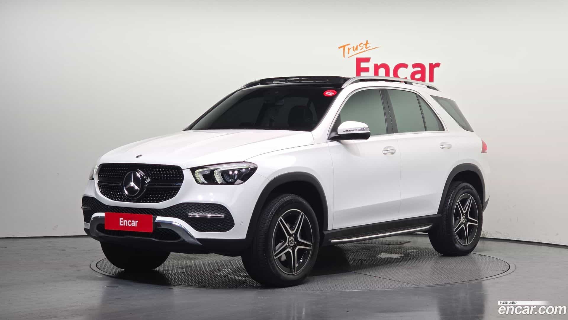 GLE-Class Mercedes-Benz 2020.7-OUTER-001