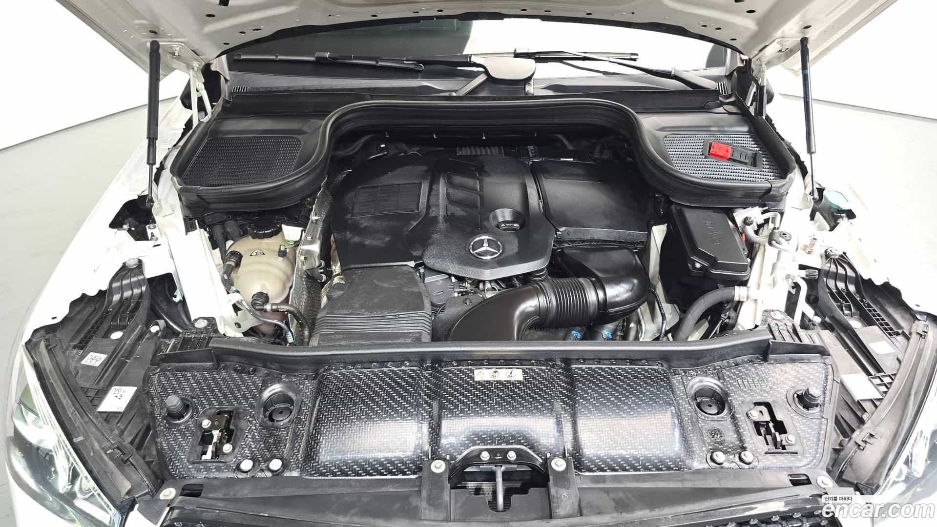 GLE-Class Mercedes-Benz 2020.7-OUTER-006