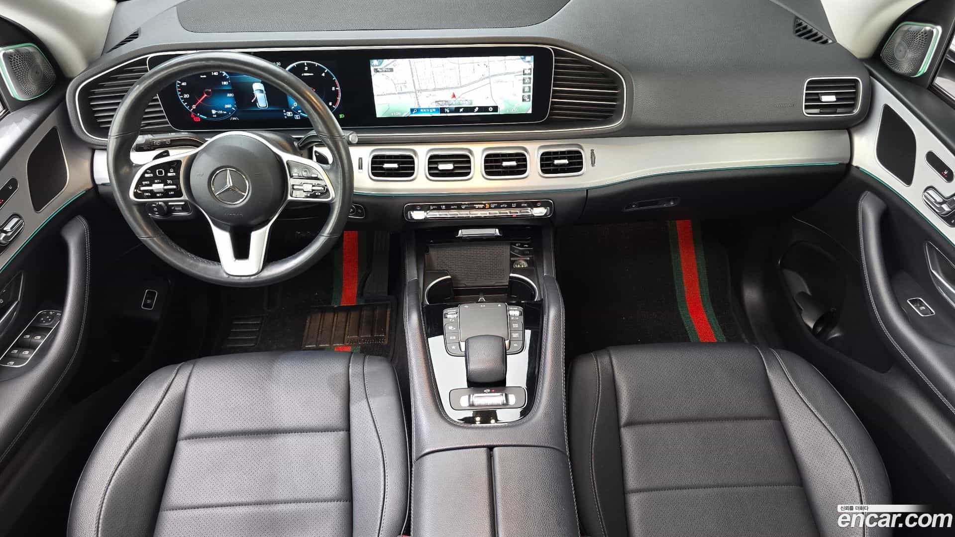GLE-Class Mercedes-Benz 2020.7-INNER-007