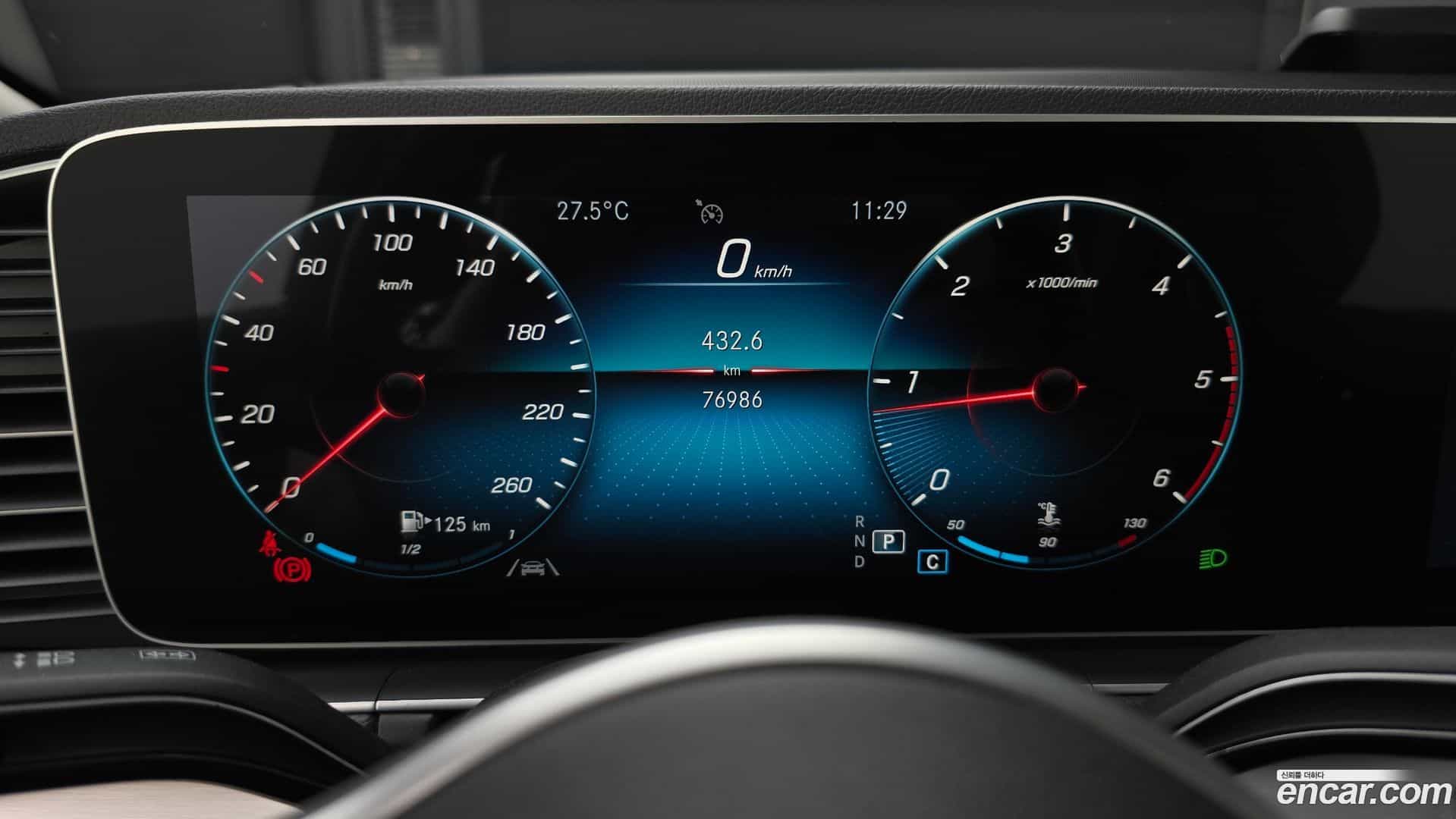 GLE-Class Mercedes-Benz 2020.7-INNER-008