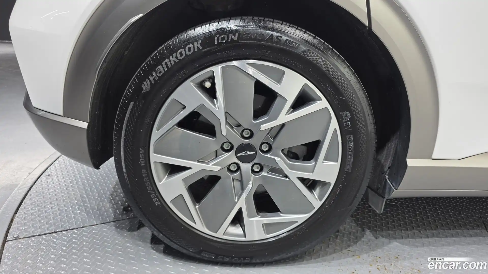 GV60 Genesis 2022.6-OUTER-005