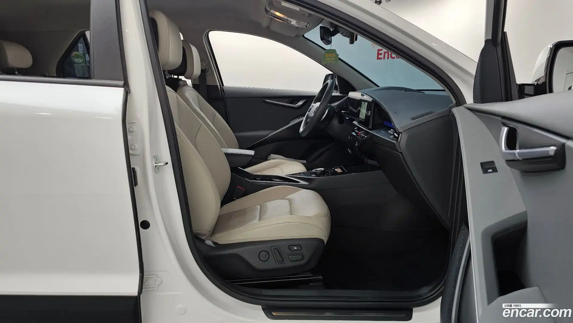 Niro Kia 2022.10-INNER-036